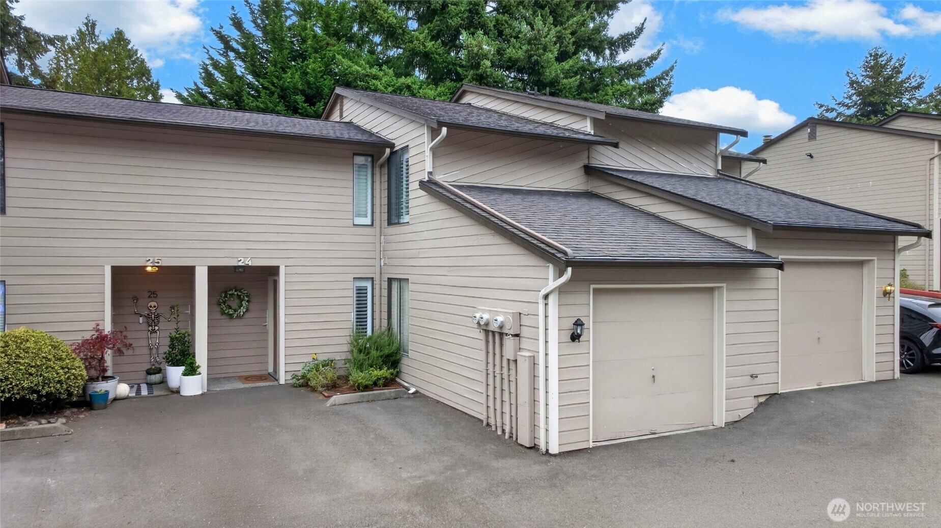 1555 Union Avenue 24E Property Photo 1
