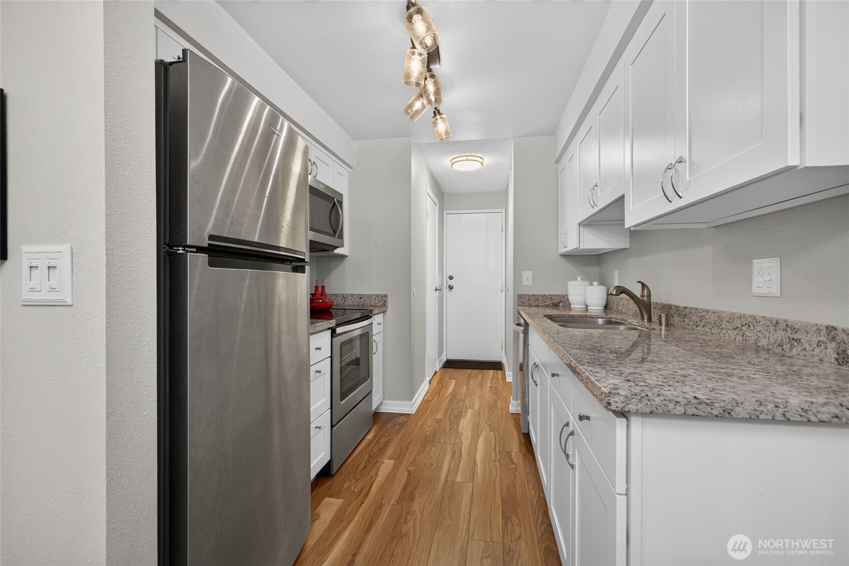 1555 Union Avenue 24e Property Photo 15