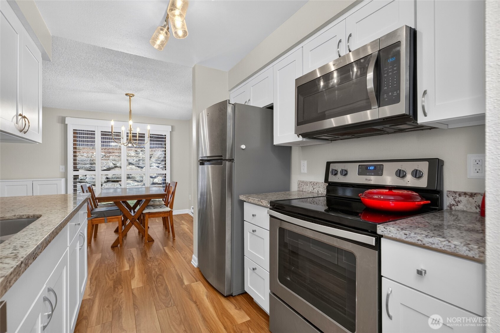 1555 Union Avenue 24e Property Photo 16