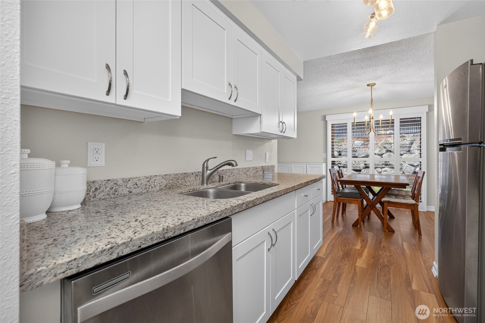 1555 Union Avenue 24e Property Photo 17