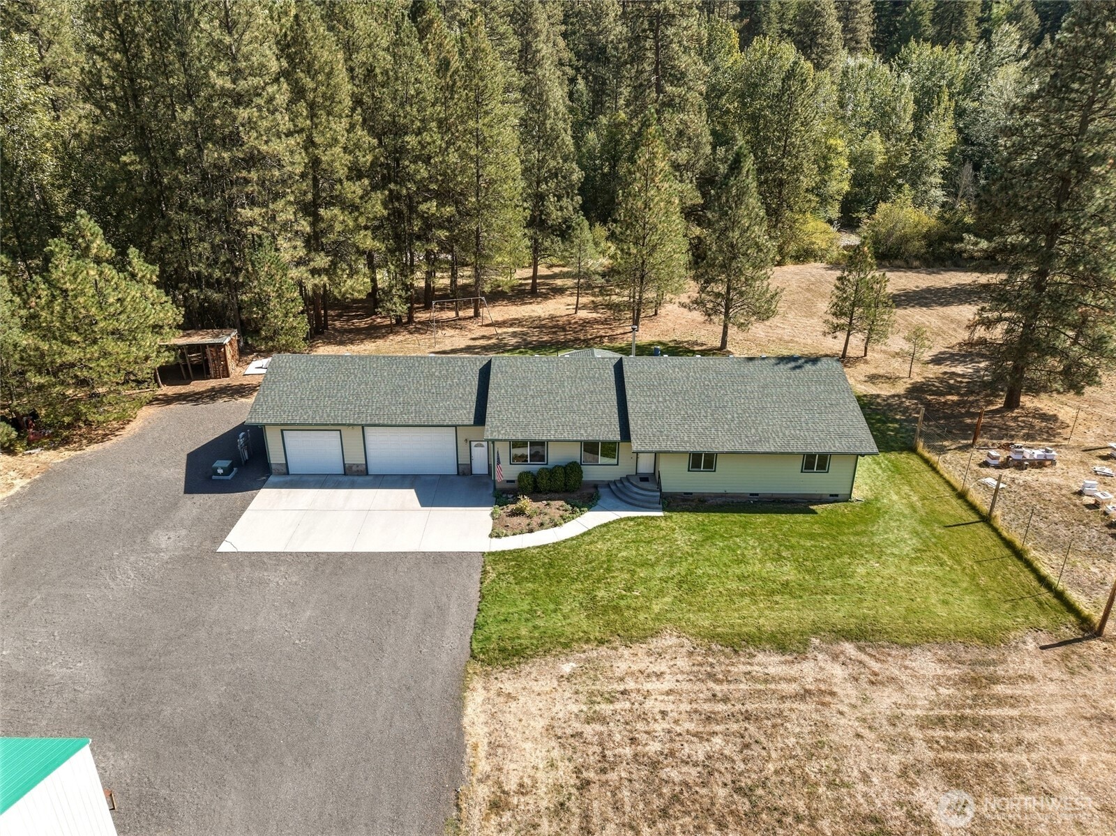 623 South Touchet Road Property Photo 3