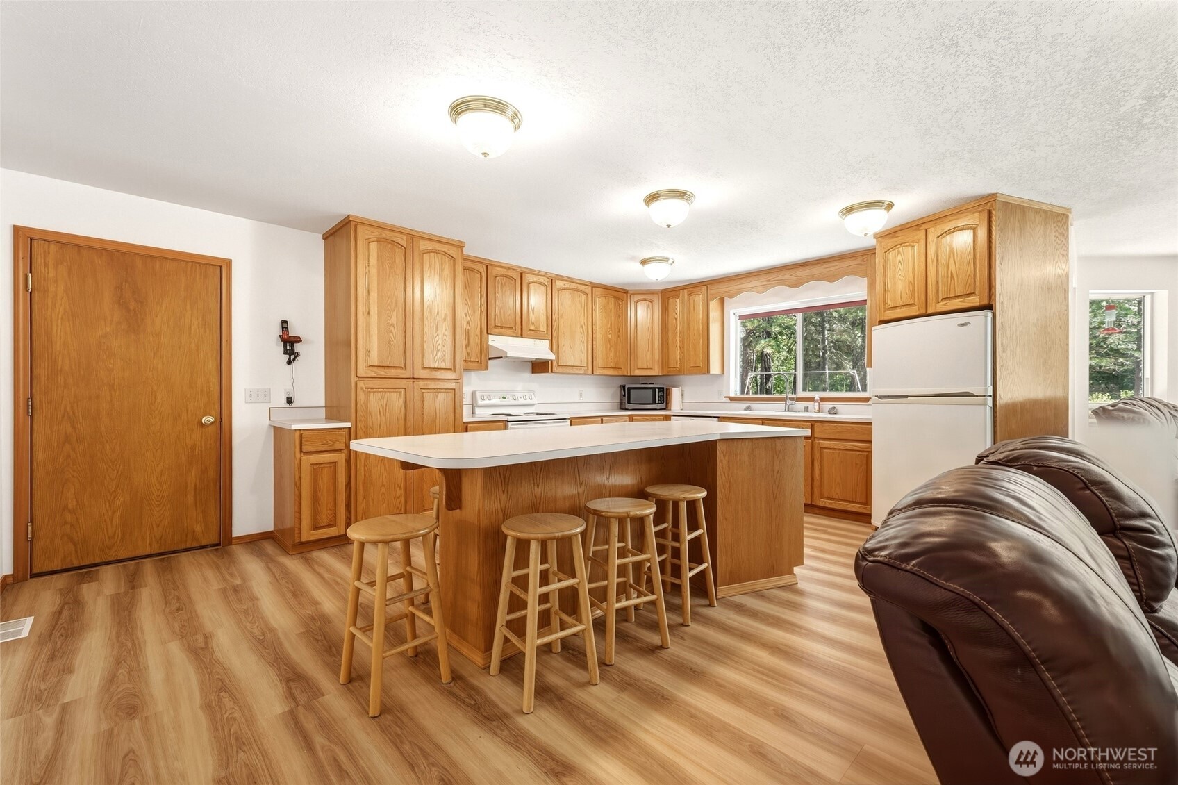 623 South Touchet Road Property Photo 9