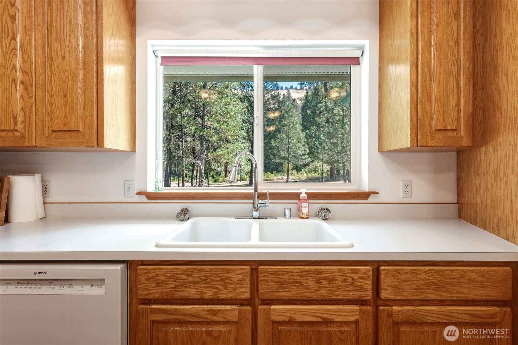 623 South Touchet Road Property Photo 10