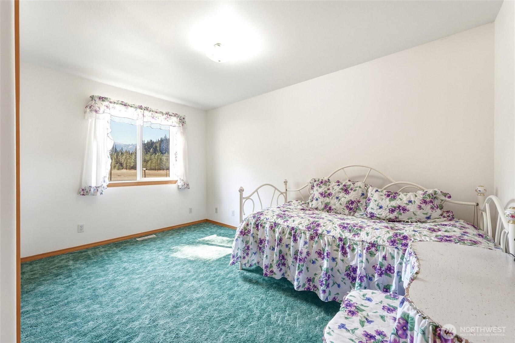 623 South Touchet Road Property Photo 19