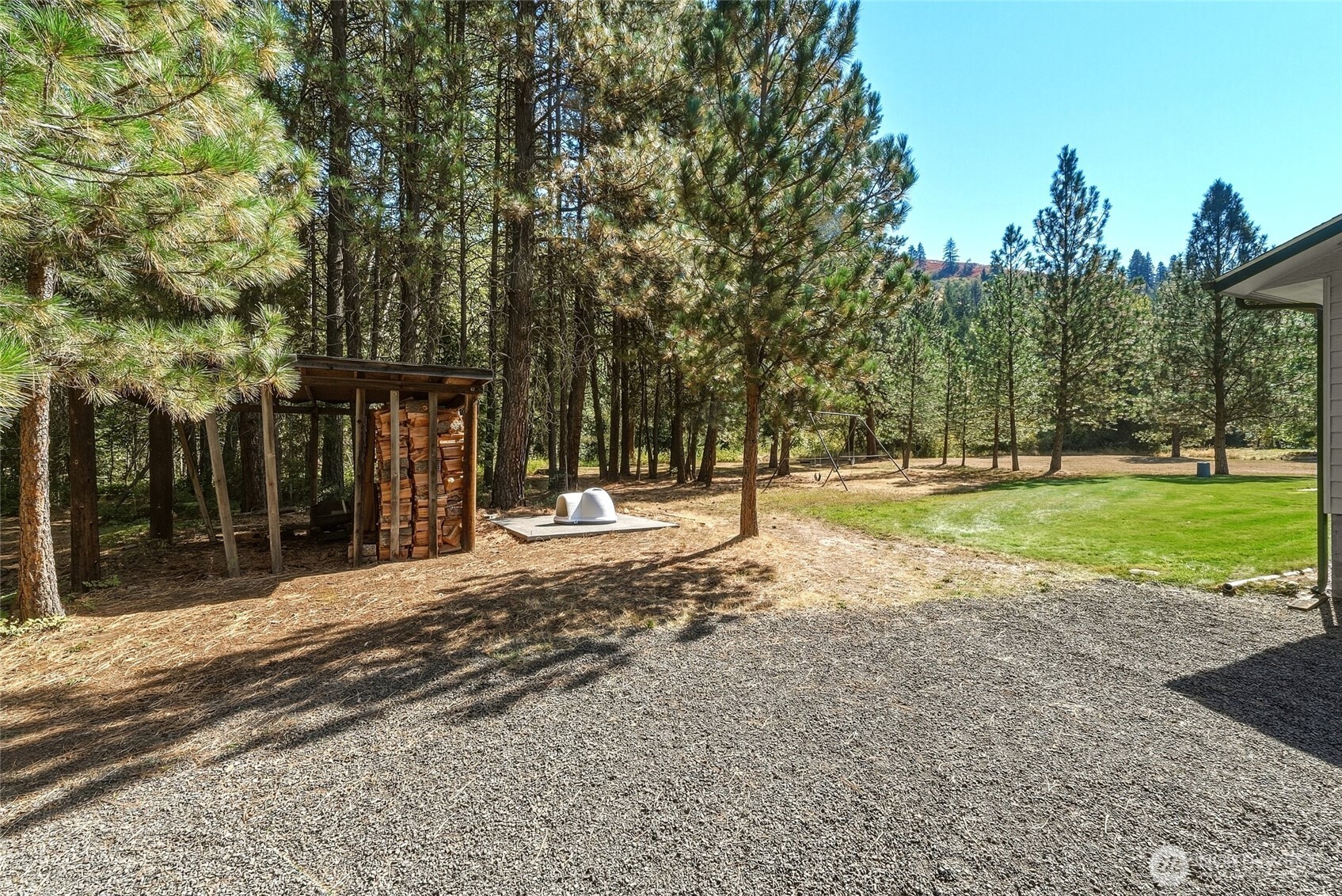 623 South Touchet Road Property Photo 33