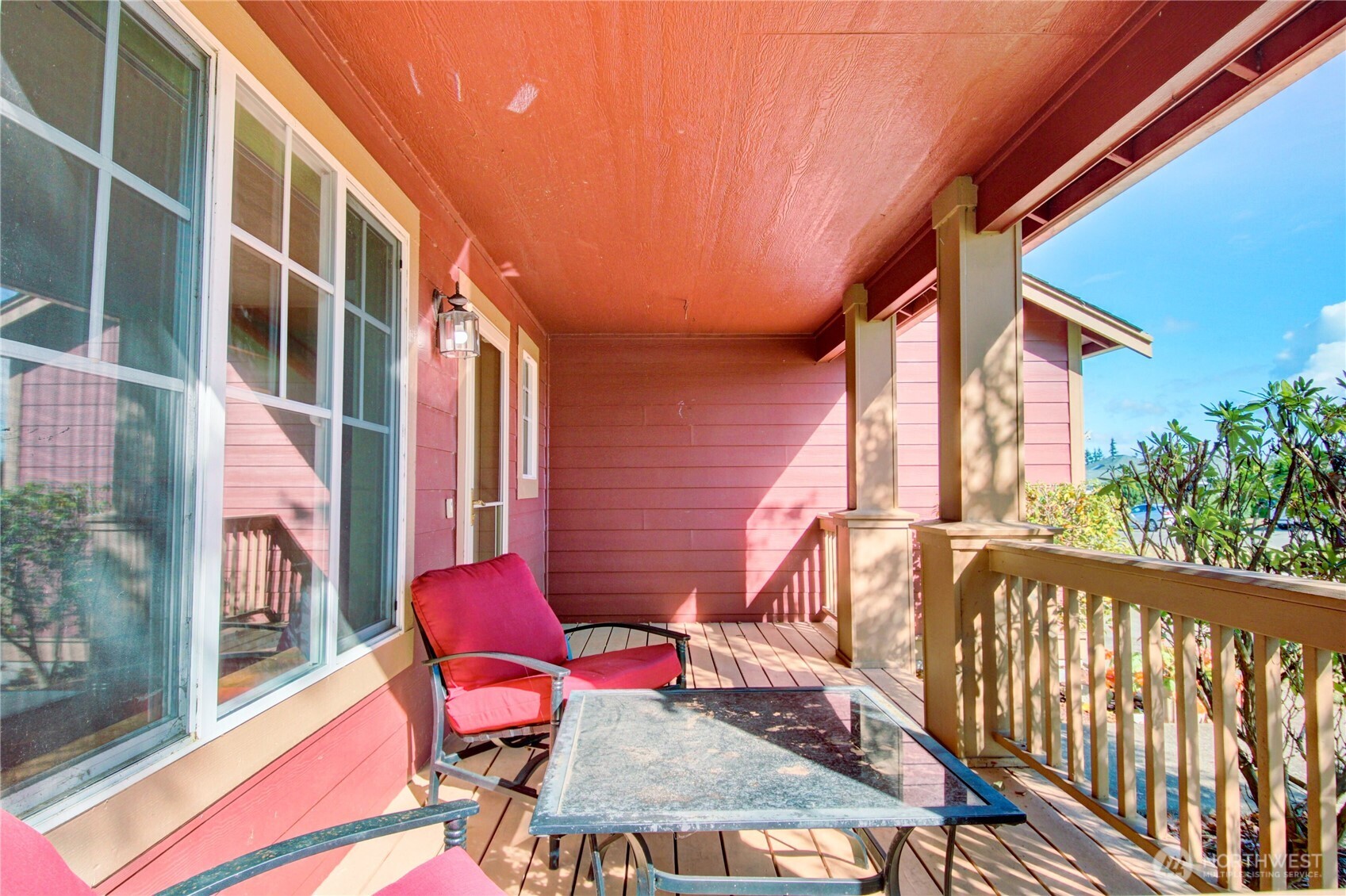 2585690 Property Photo 5