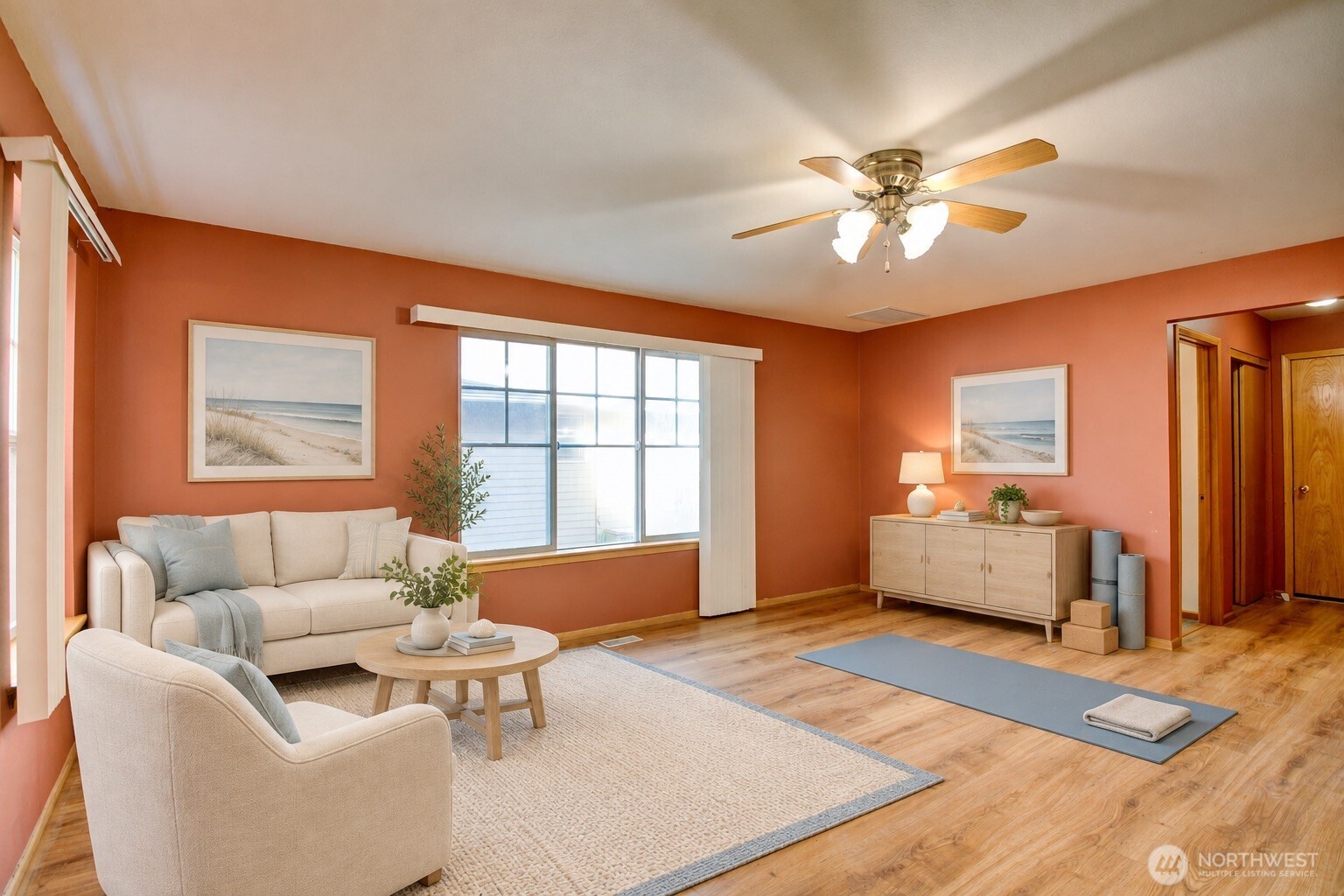 2585690 Property Photo 15