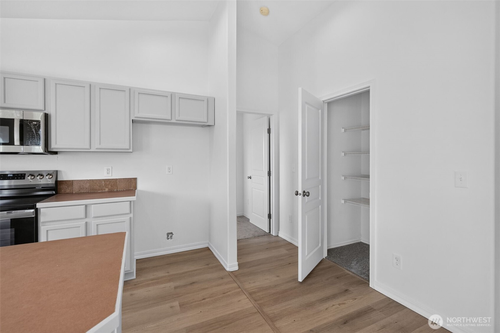 420 T Street Property Photo 15