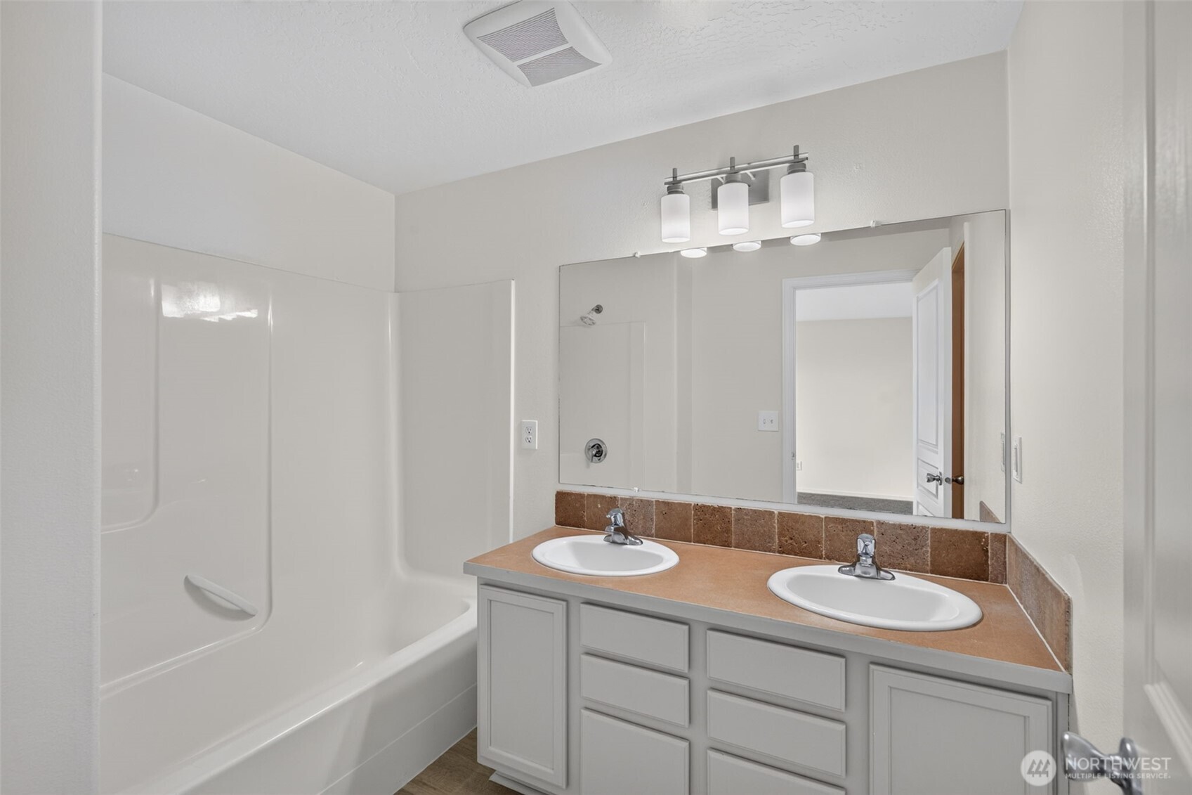 420 T Street Property Photo 19