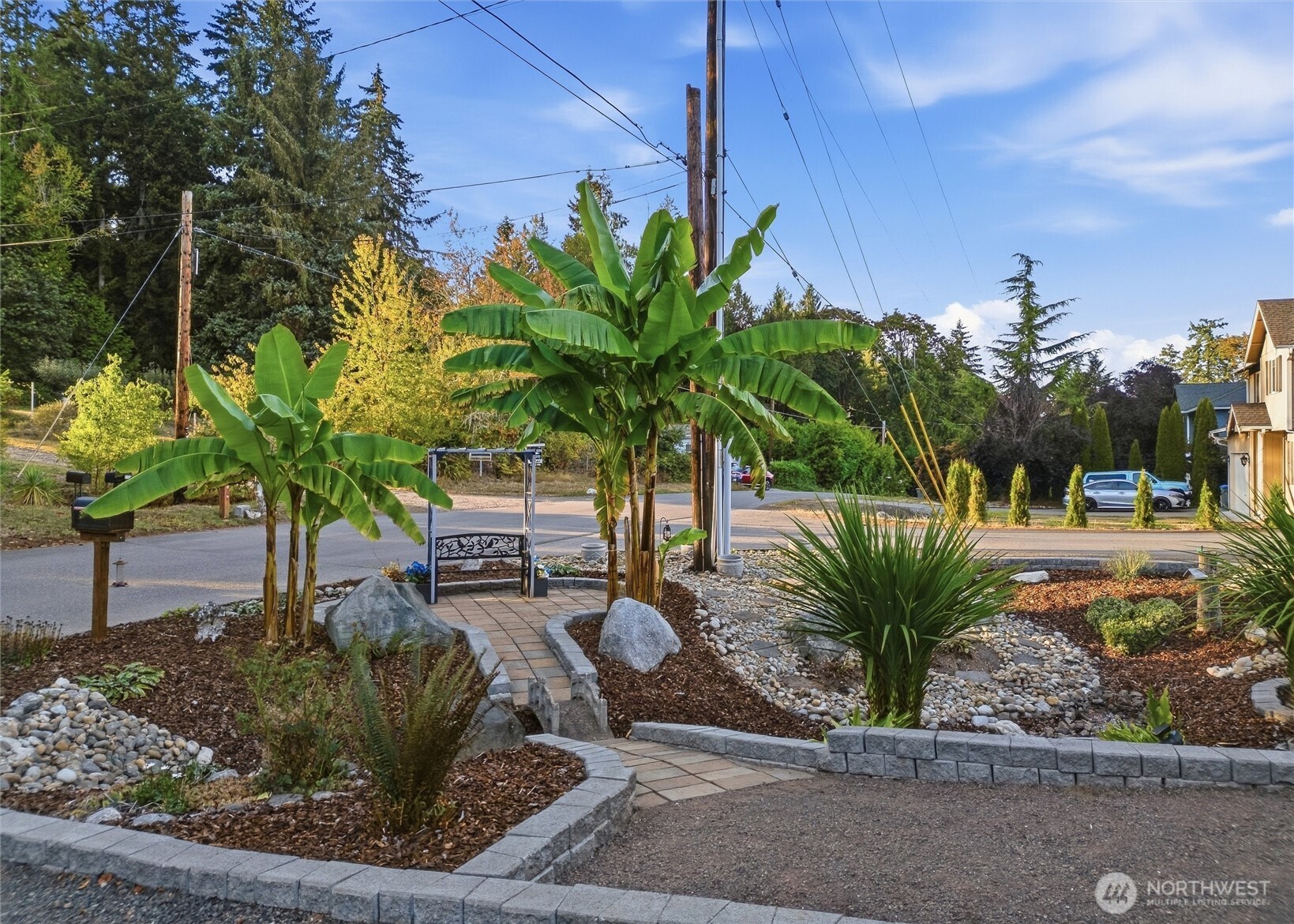 3635 Nevada Avenue Property Photo 4
