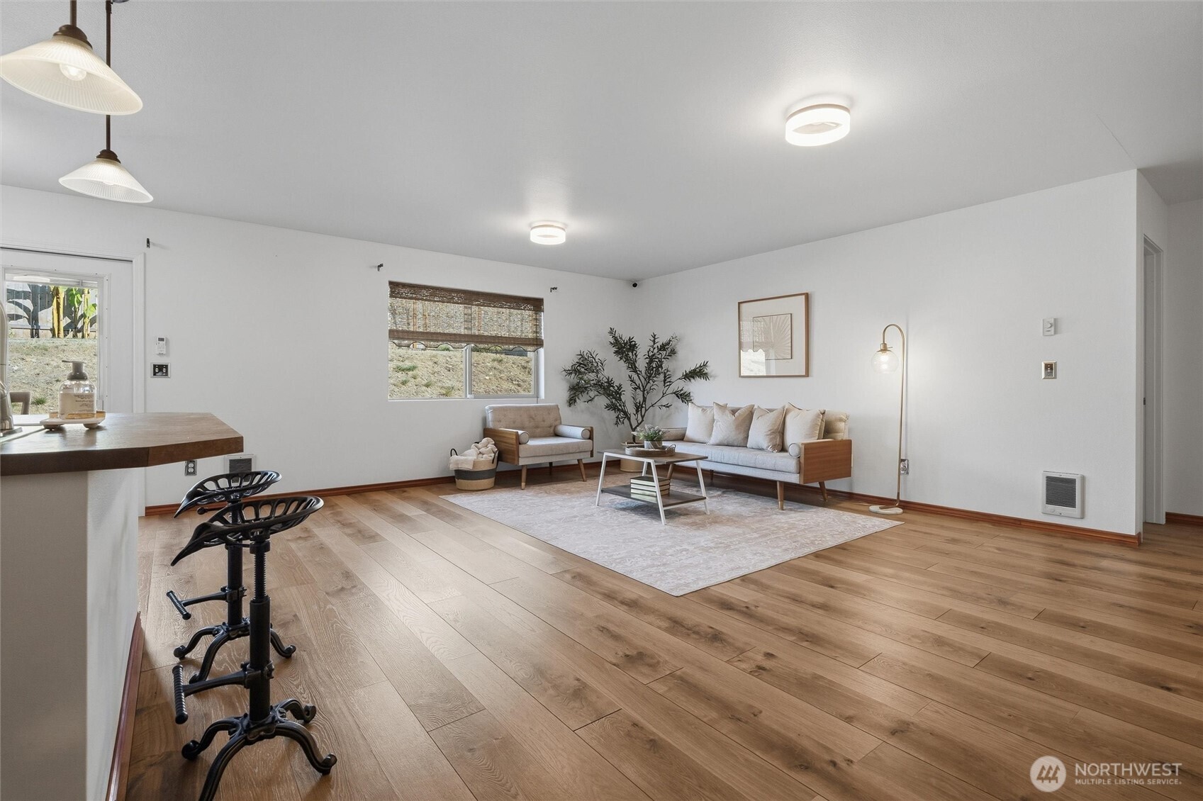 3635 Nevada Avenue Property Photo 7