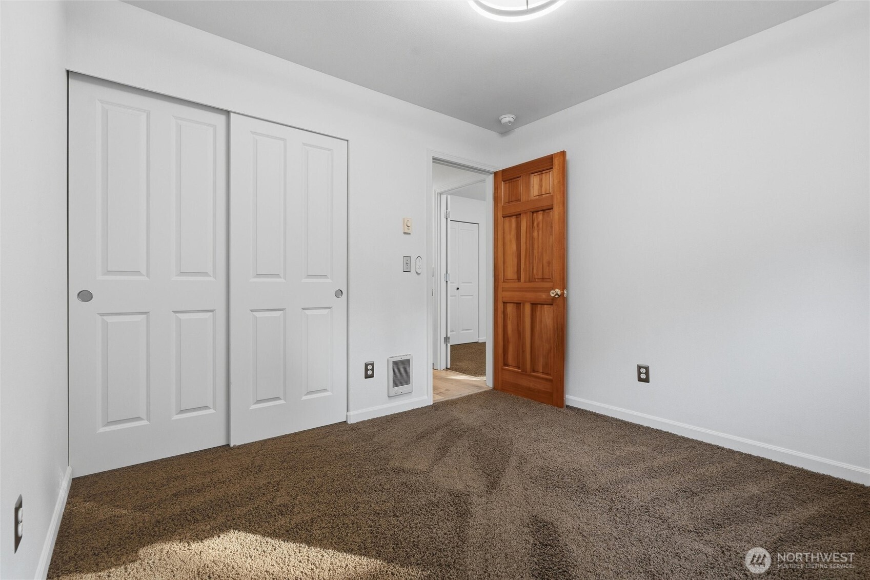 3635 Nevada Avenue Property Photo 23