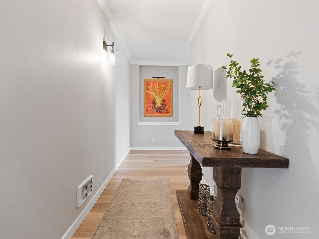 505 5th Avenue 305 Property Photo 5