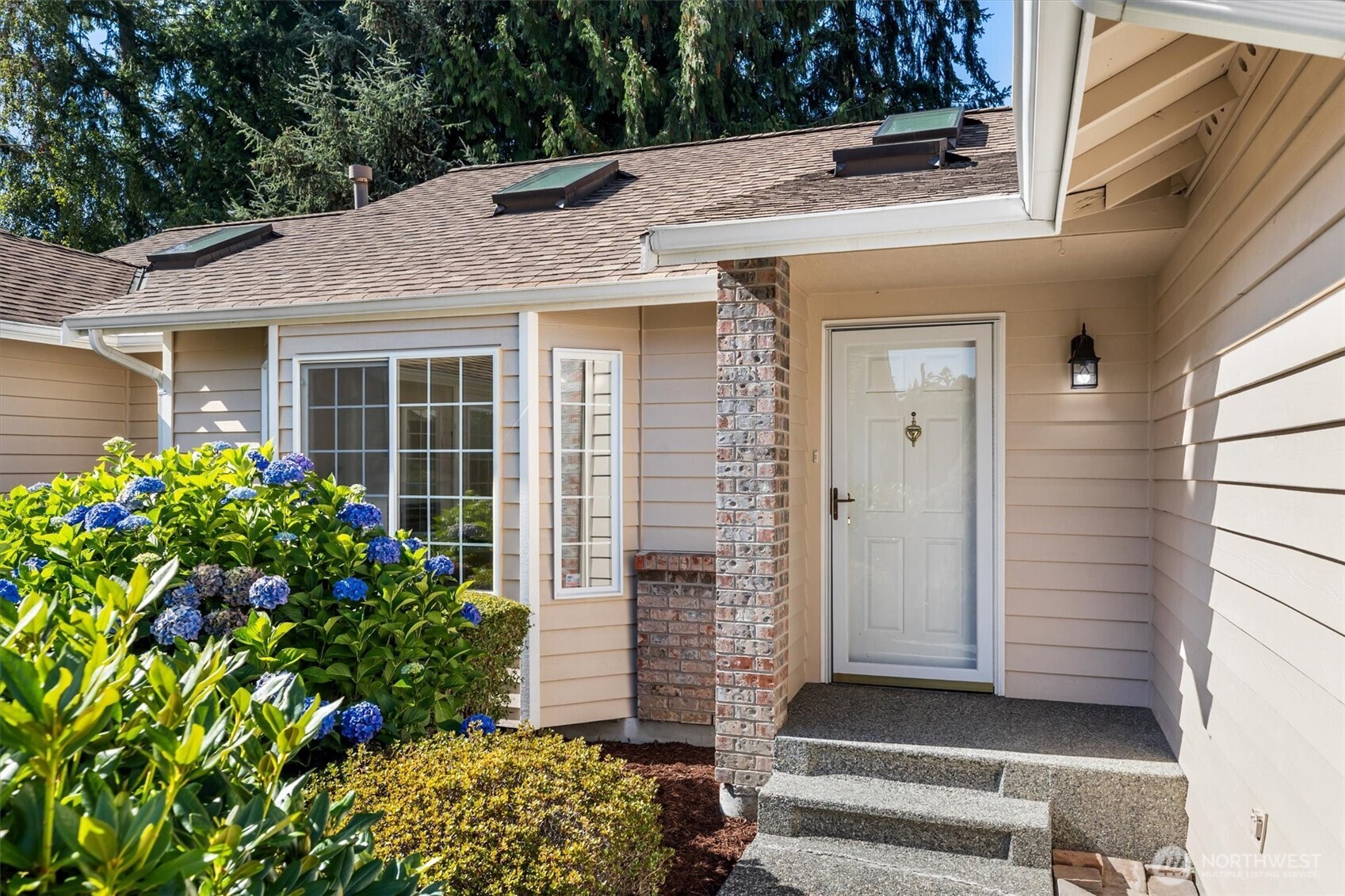 14118 Beverly Park Road B Property Photo 2