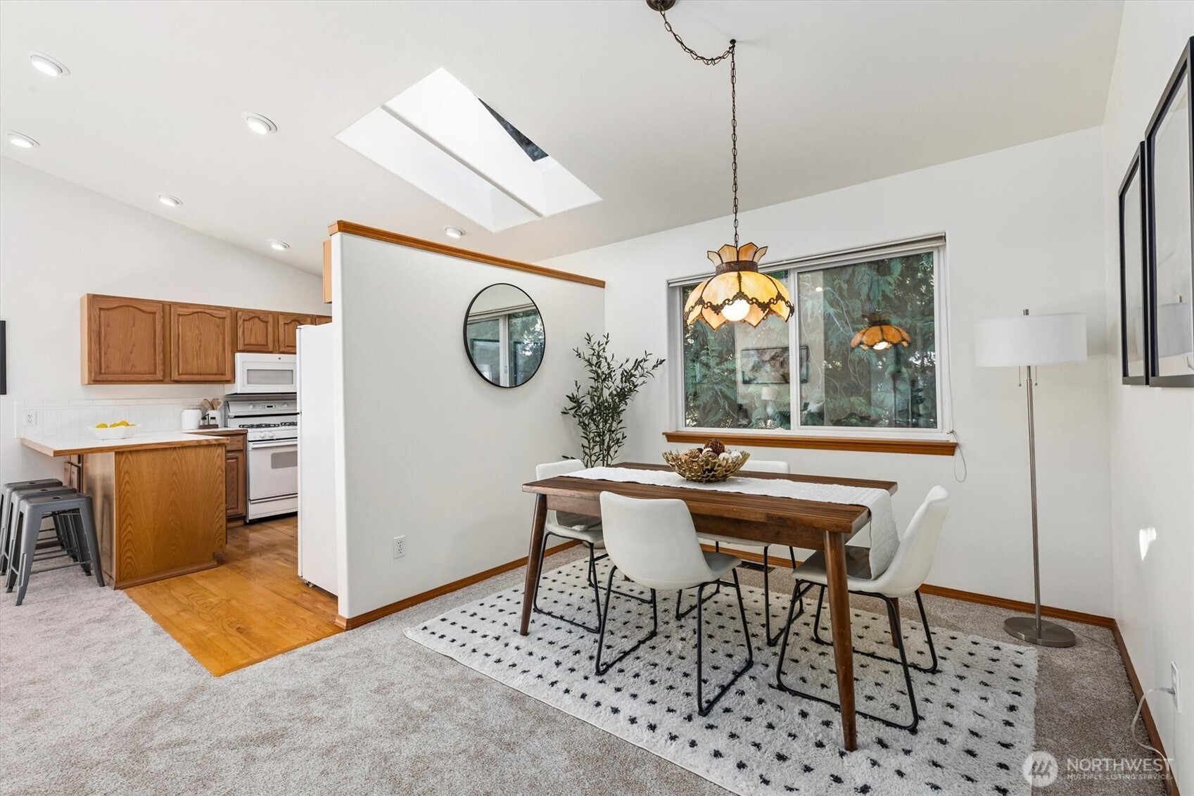 14118 Beverly Park Road B Property Photo 6