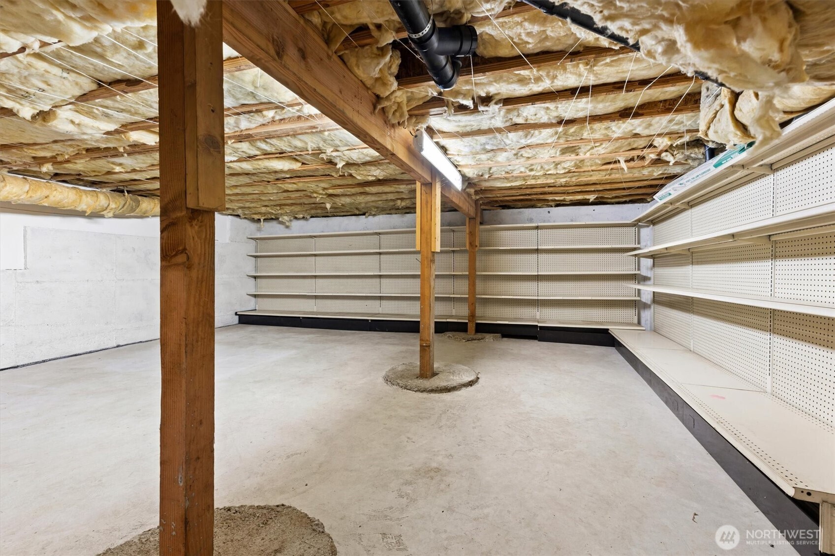 14118 Beverly Park Road B Property Photo 32