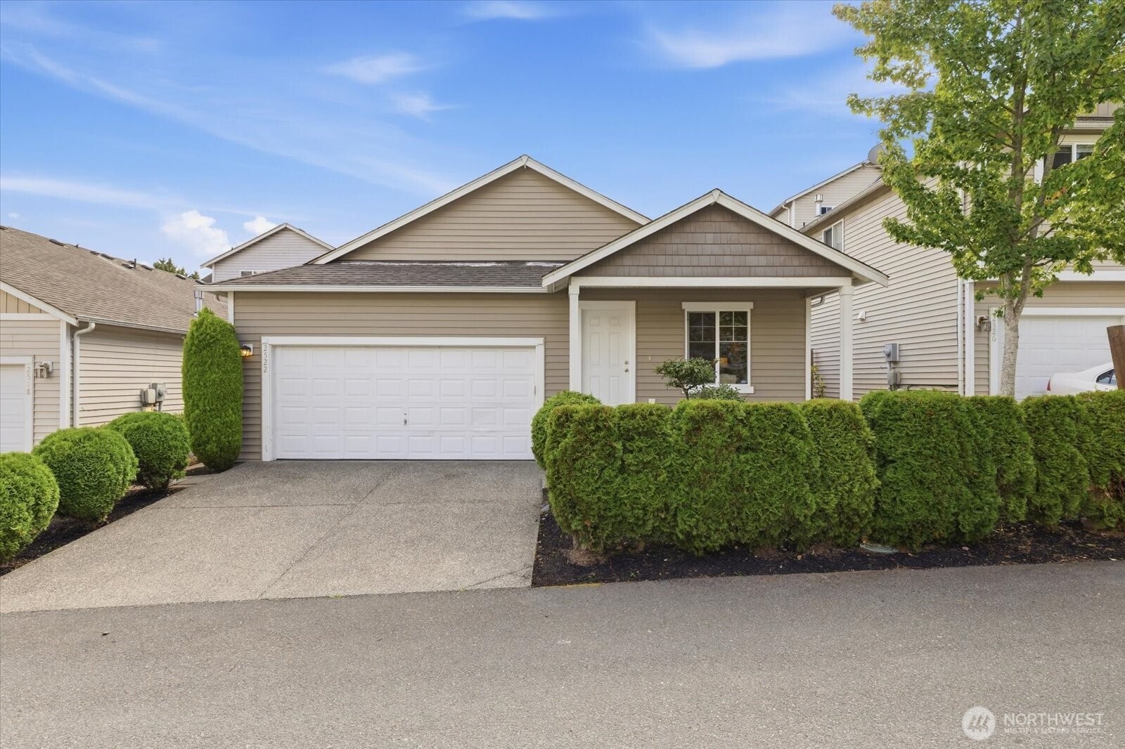 2522 155th Street Property Photo 1