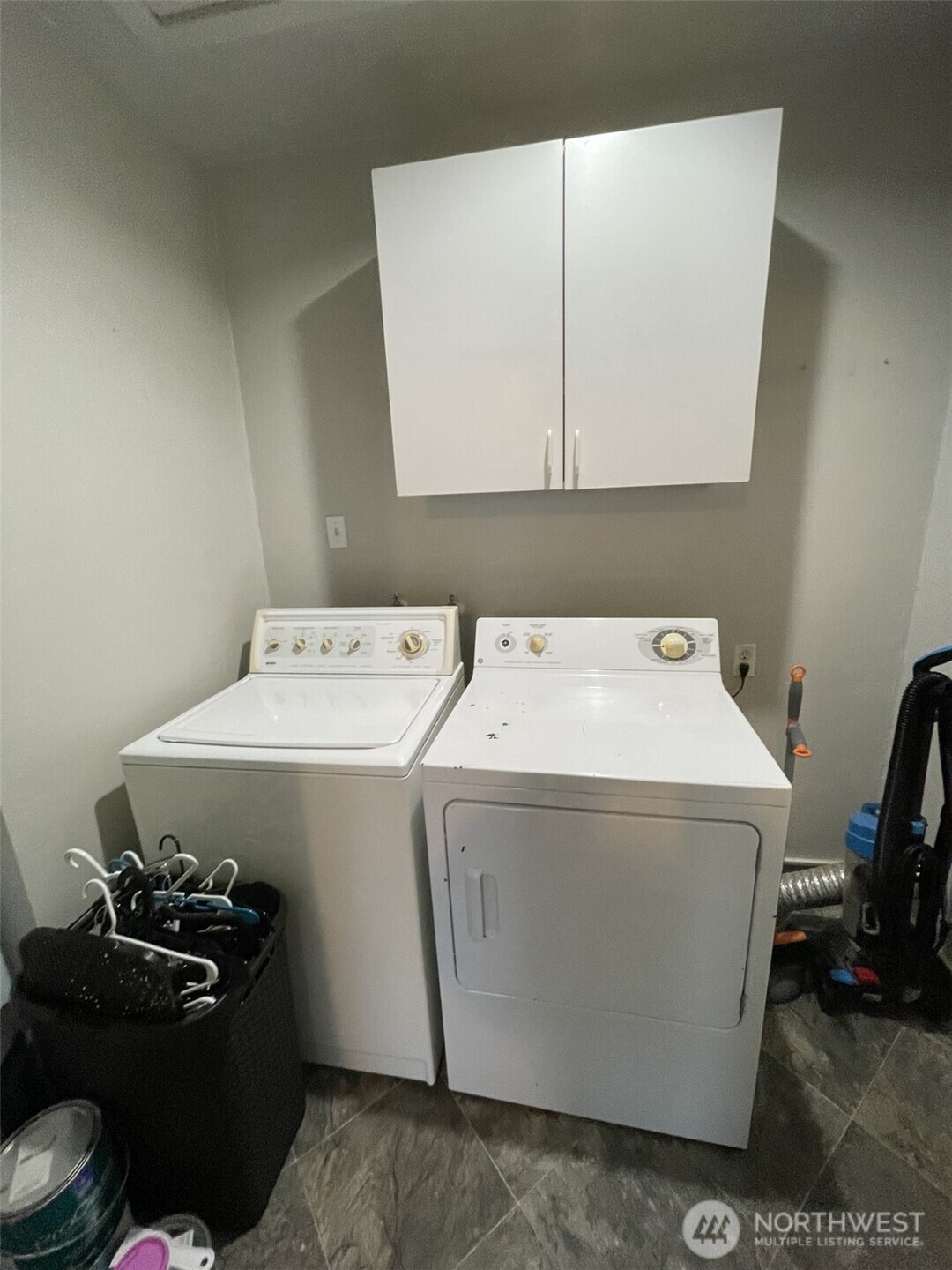 1016 S Rochester Street Property Photo 10
