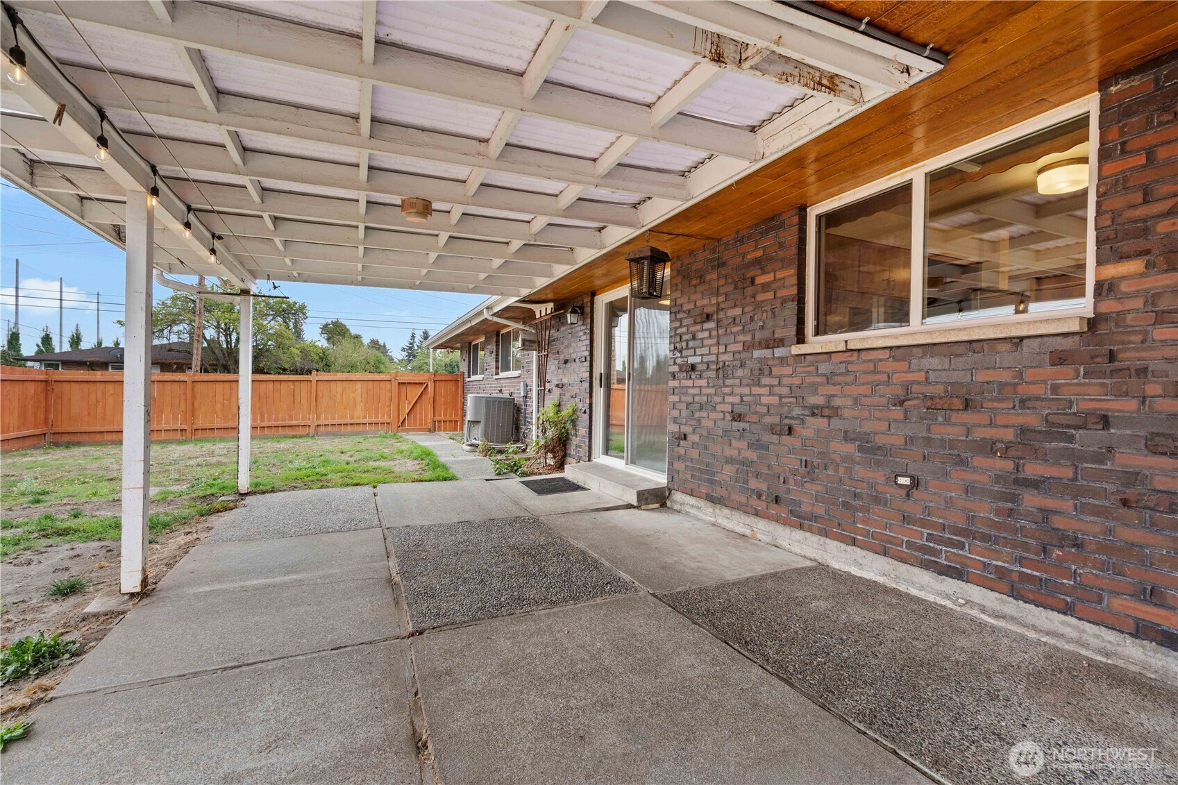 1516 G Street Property Photo 32