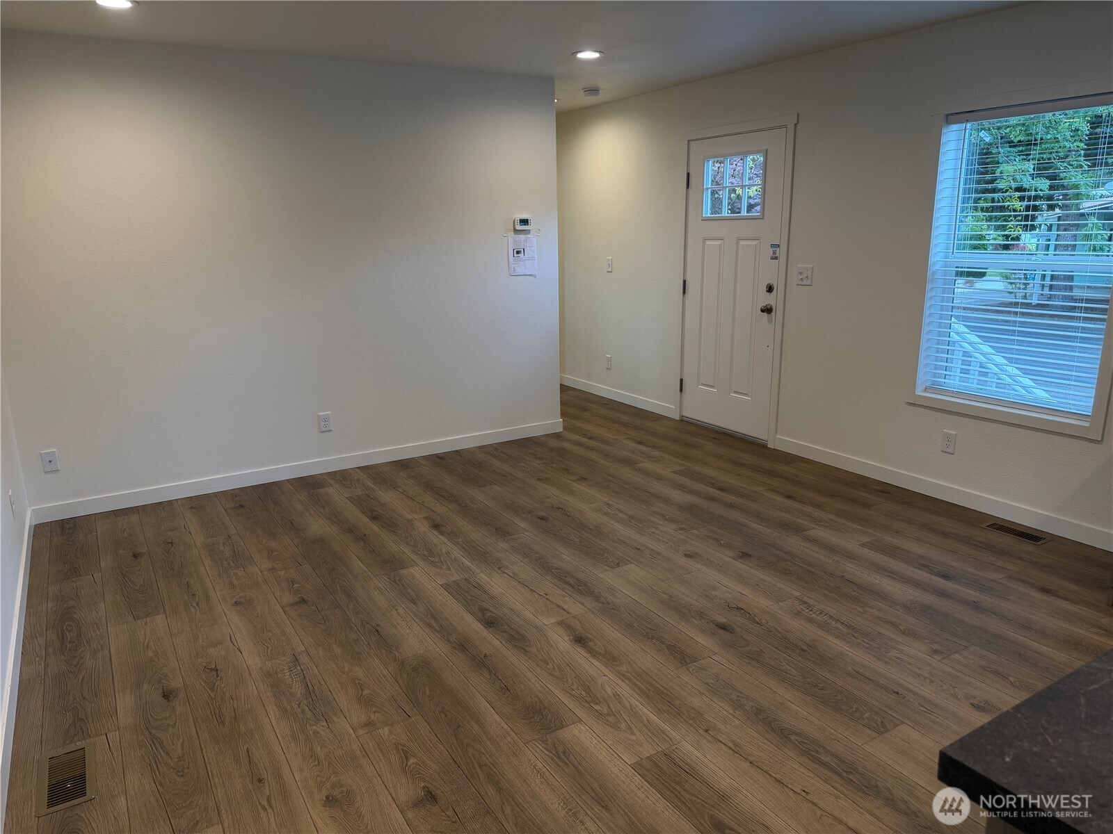 375 Union Avenue 8 Property Photo 5