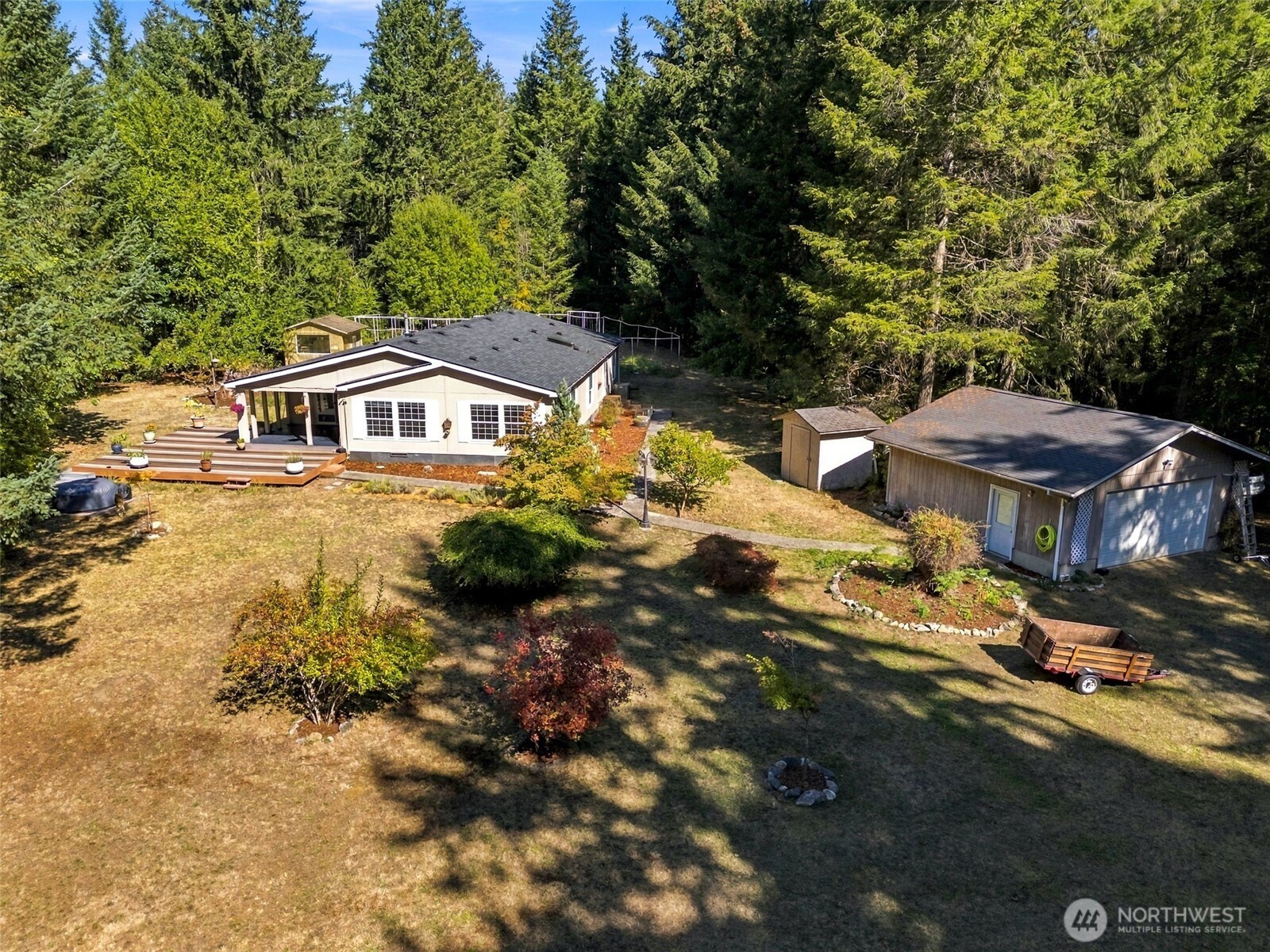 40 E Lavender Lane Property Photo 1