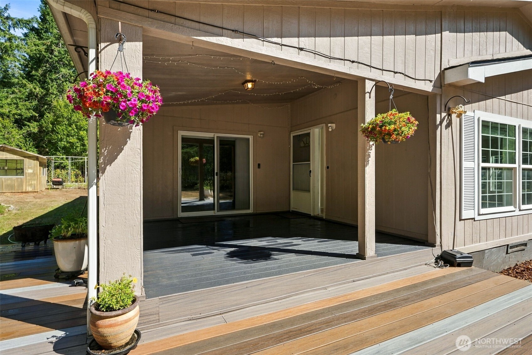 40 E Lavender Lane Property Photo 5
