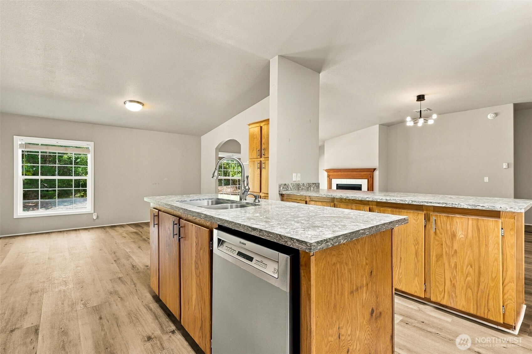 40 E Lavender Lane Property Photo 12