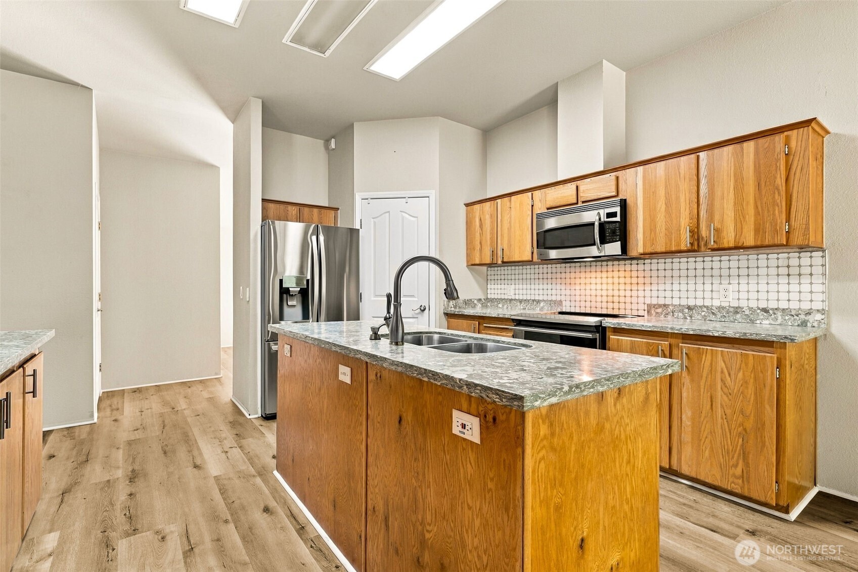 40 E Lavender Lane Property Photo 13