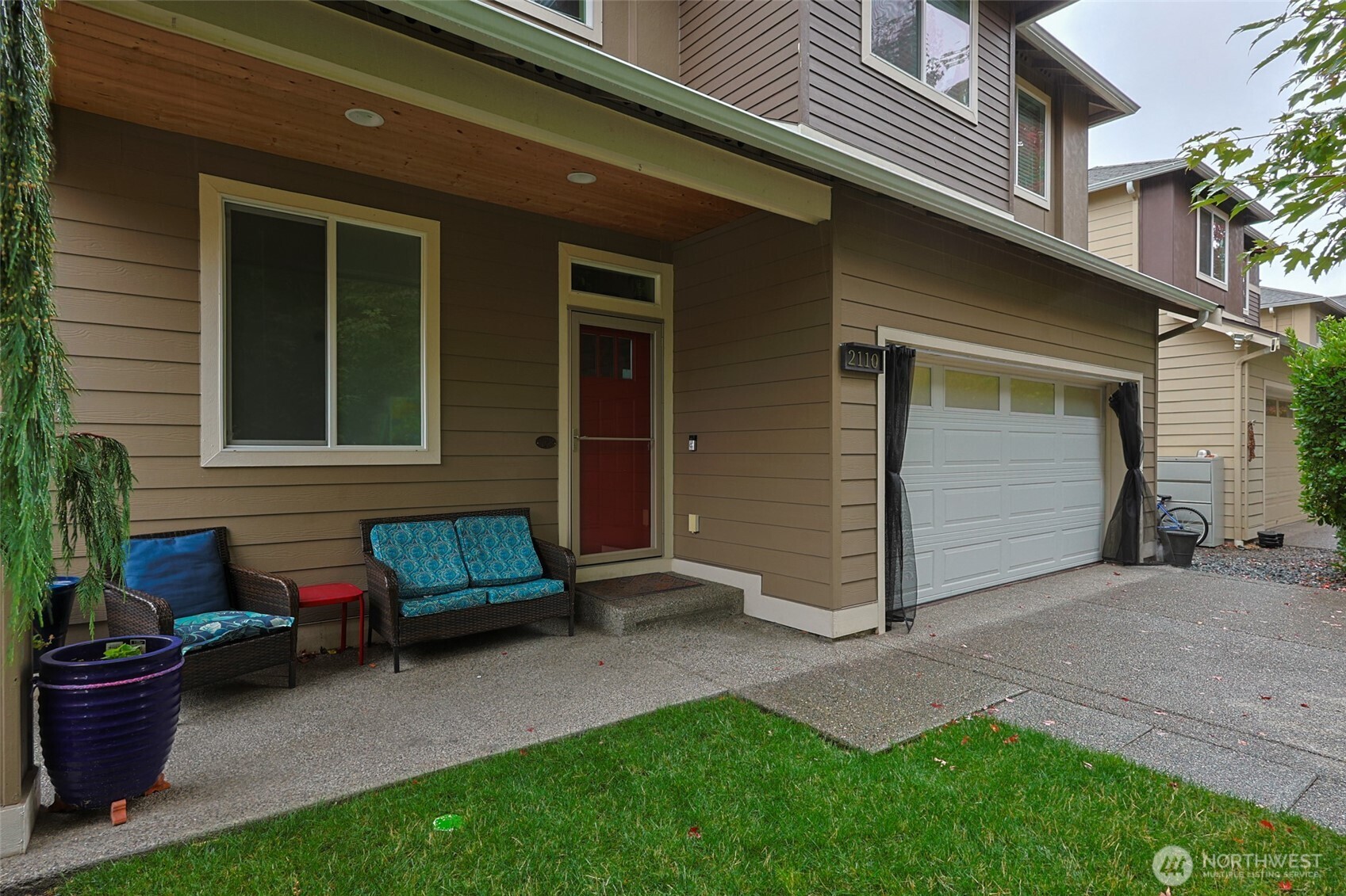 2110 178th Street Ct Property Photo 3