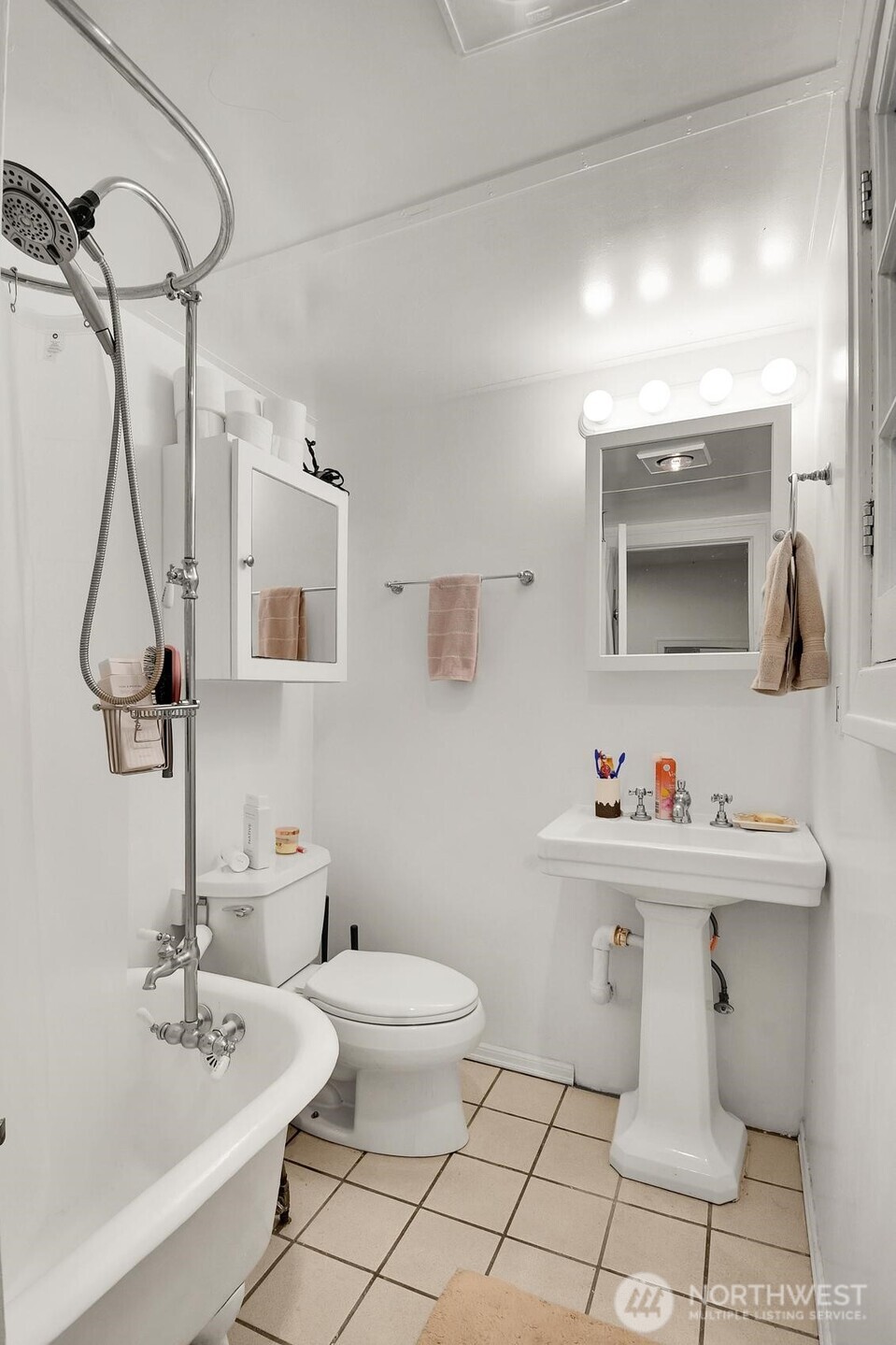 1625 Belmont Avenue Property Photo 16