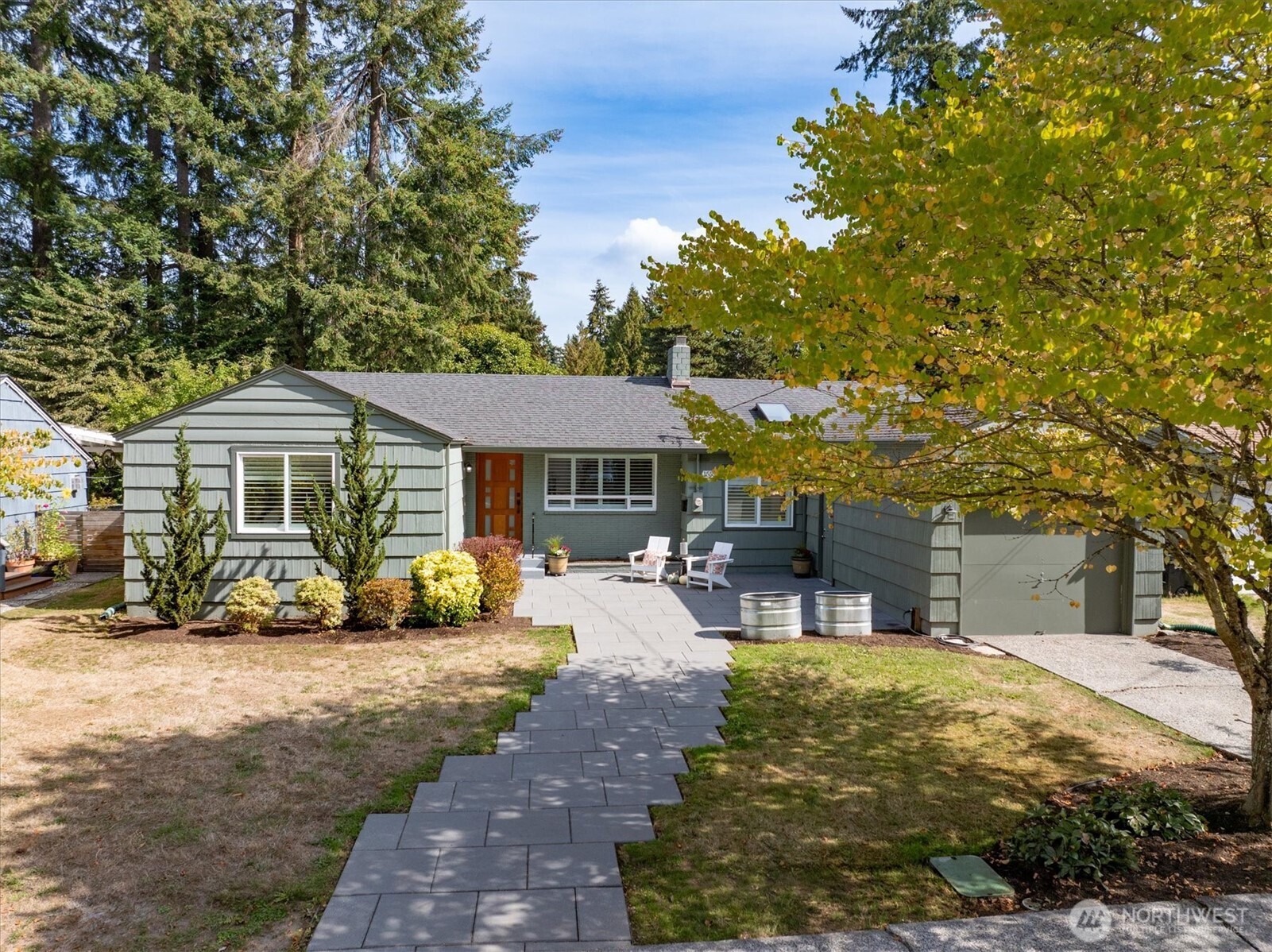 15522 1st Avenue Property Photo 1