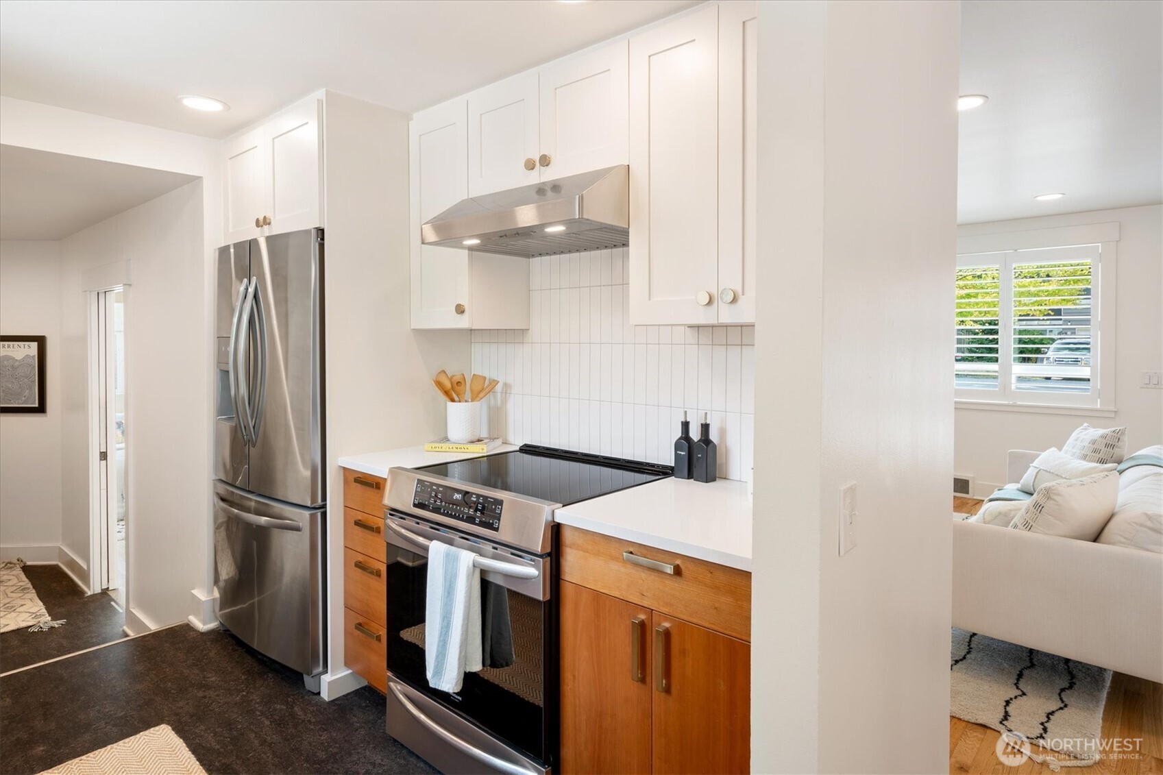 15522 1st Avenue Property Photo 9
