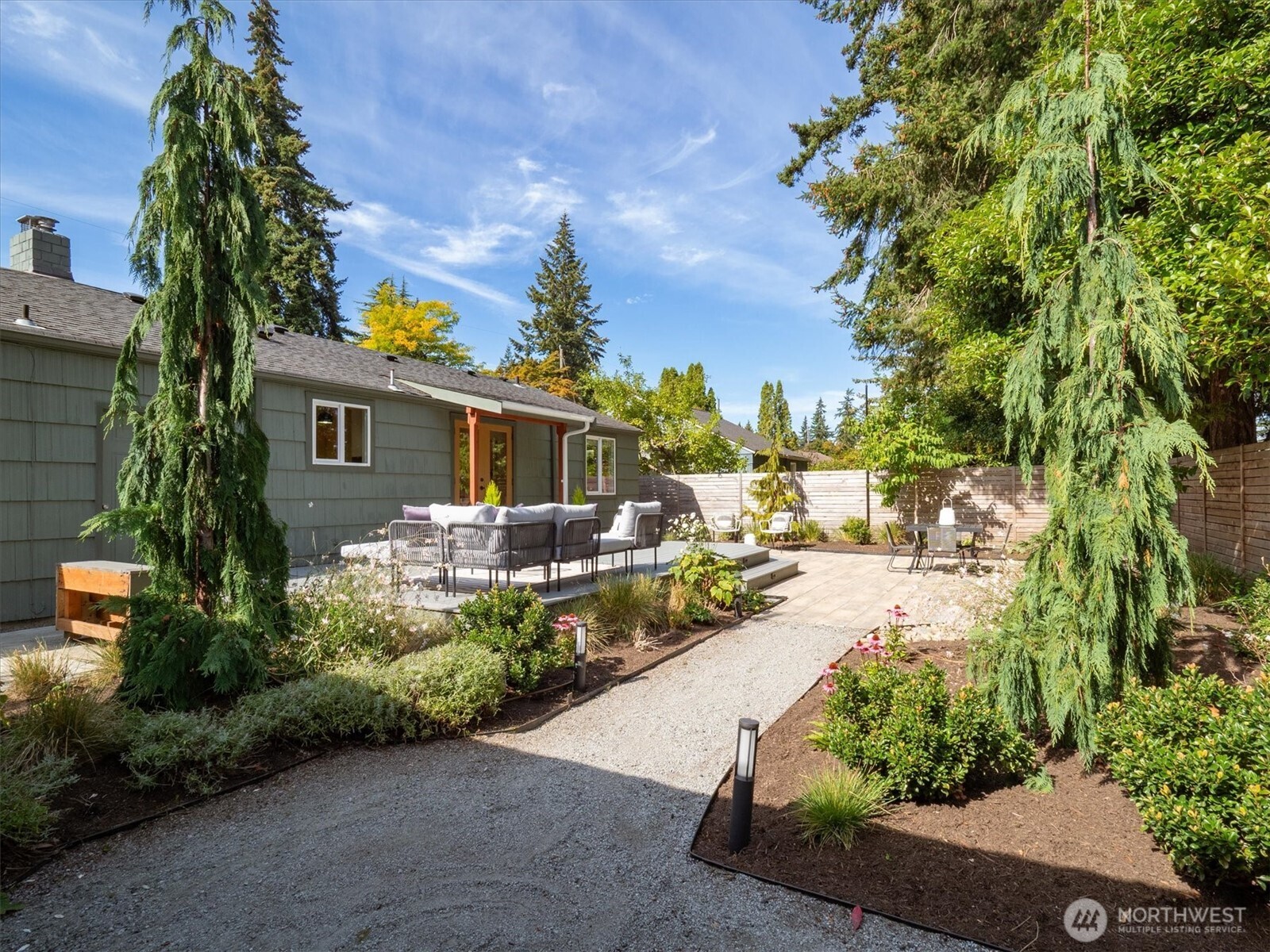 15522 1st Avenue Property Photo 16