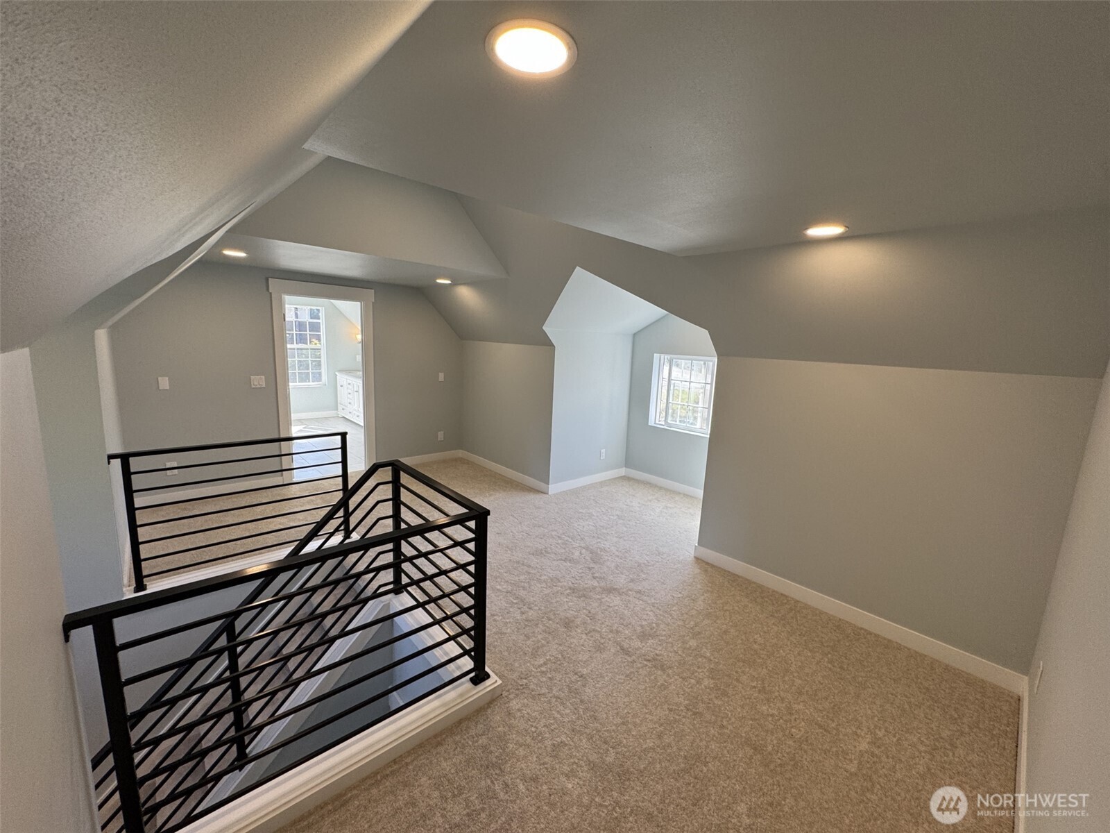 726 Reiten Road Property Photo 2