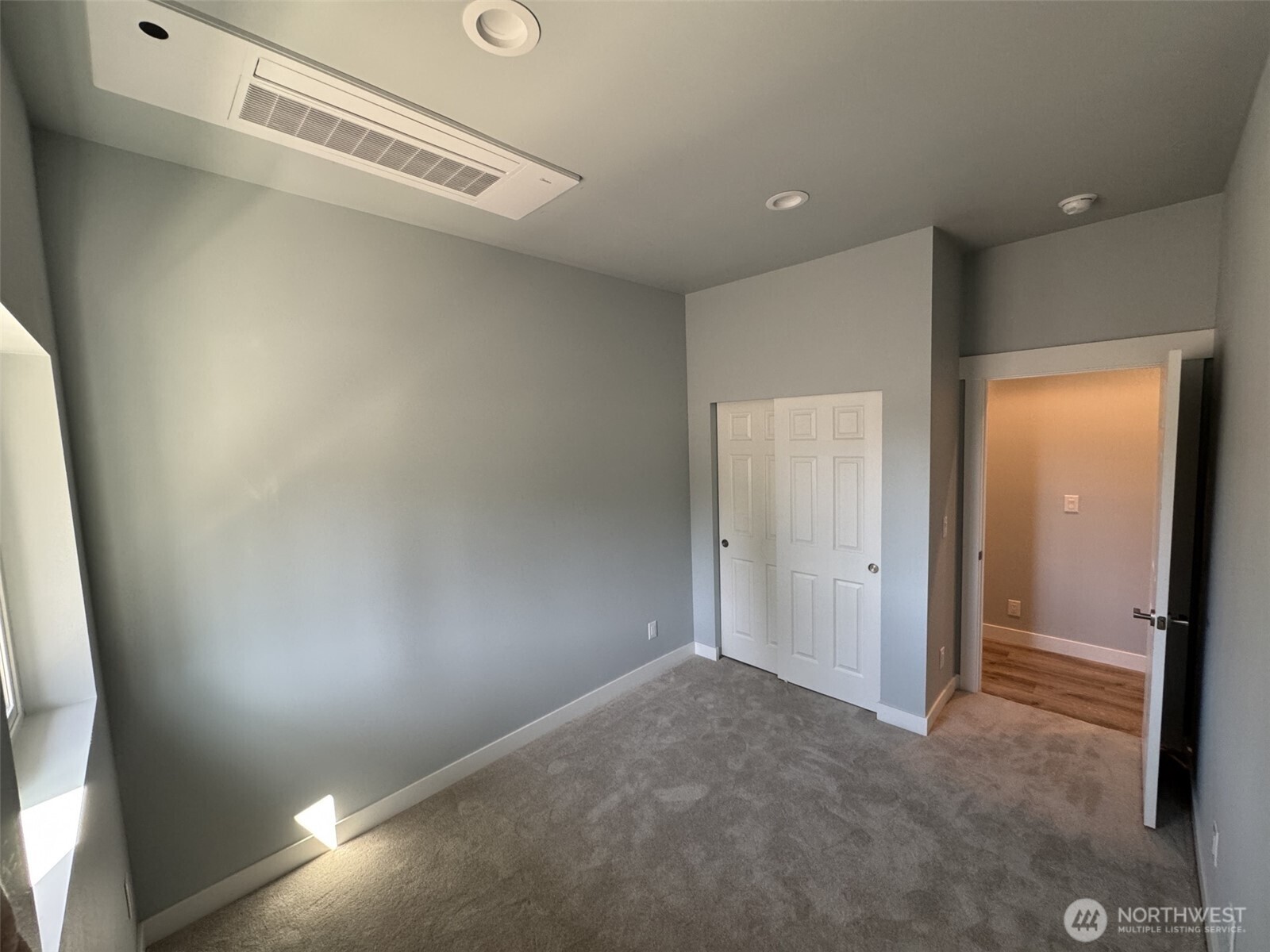 726 Reiten Road Property Photo 6