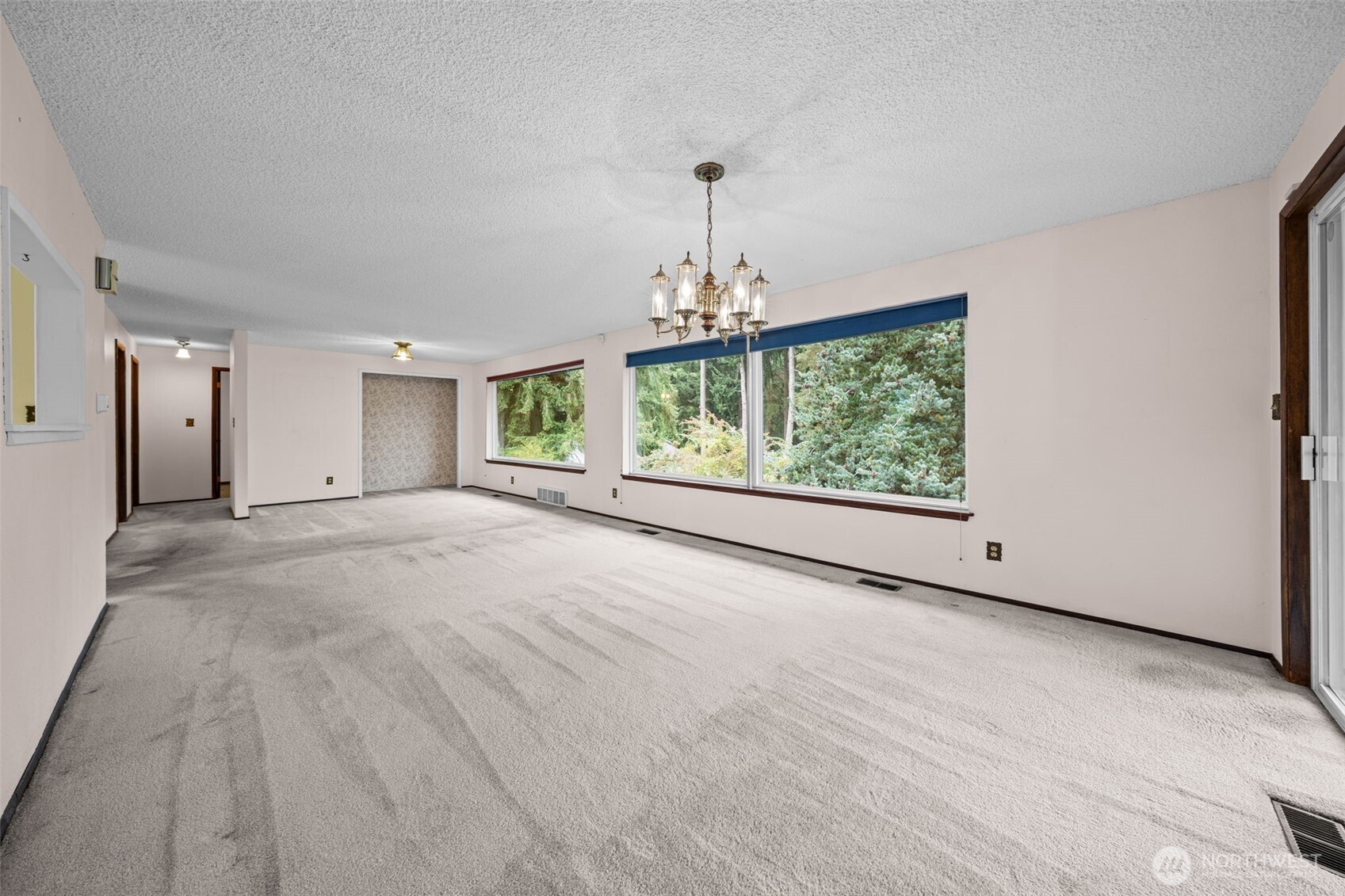 30071 10th Avenue Property Photo 7