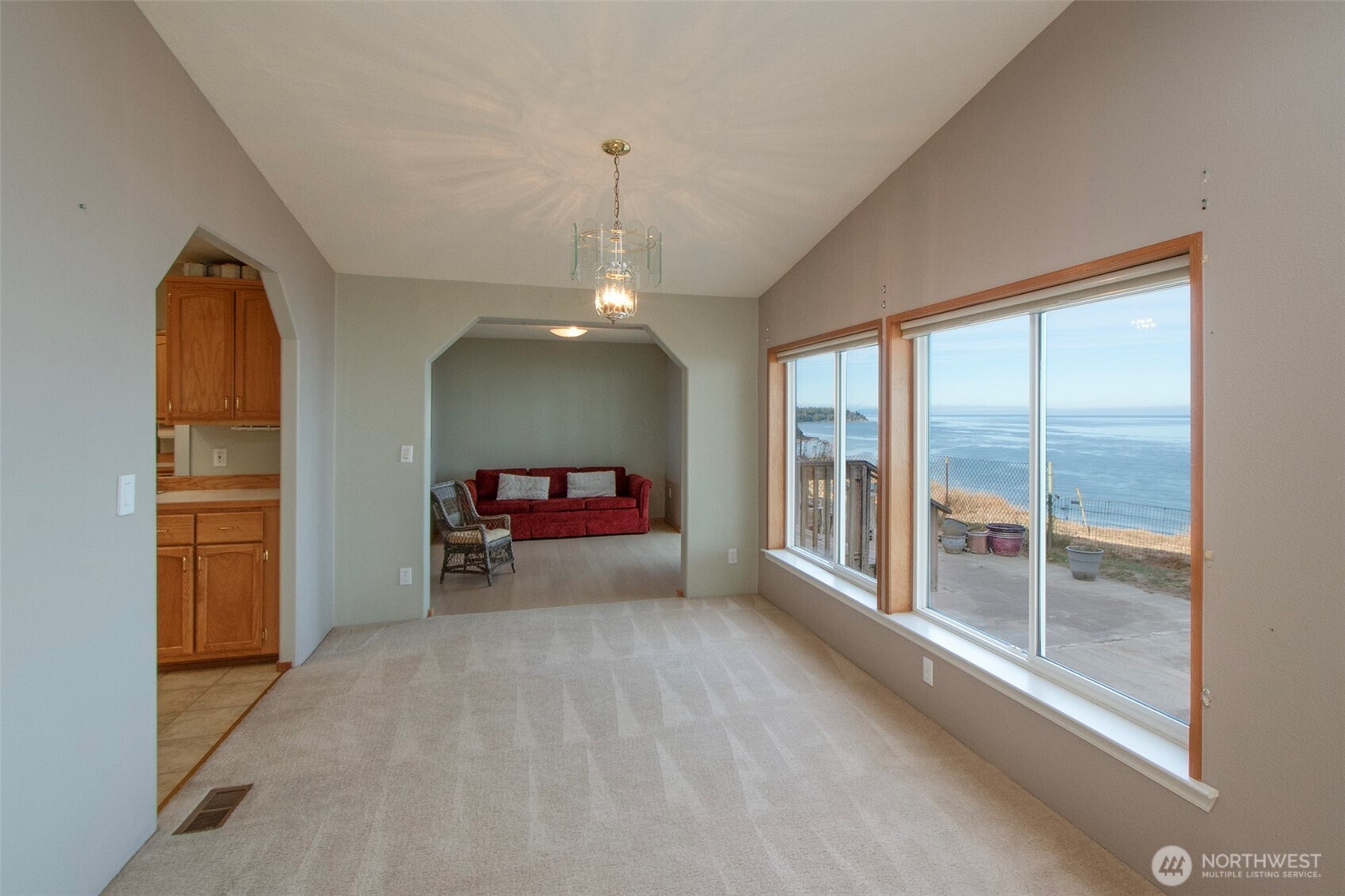 180 Cypress Circle Property Photo 10