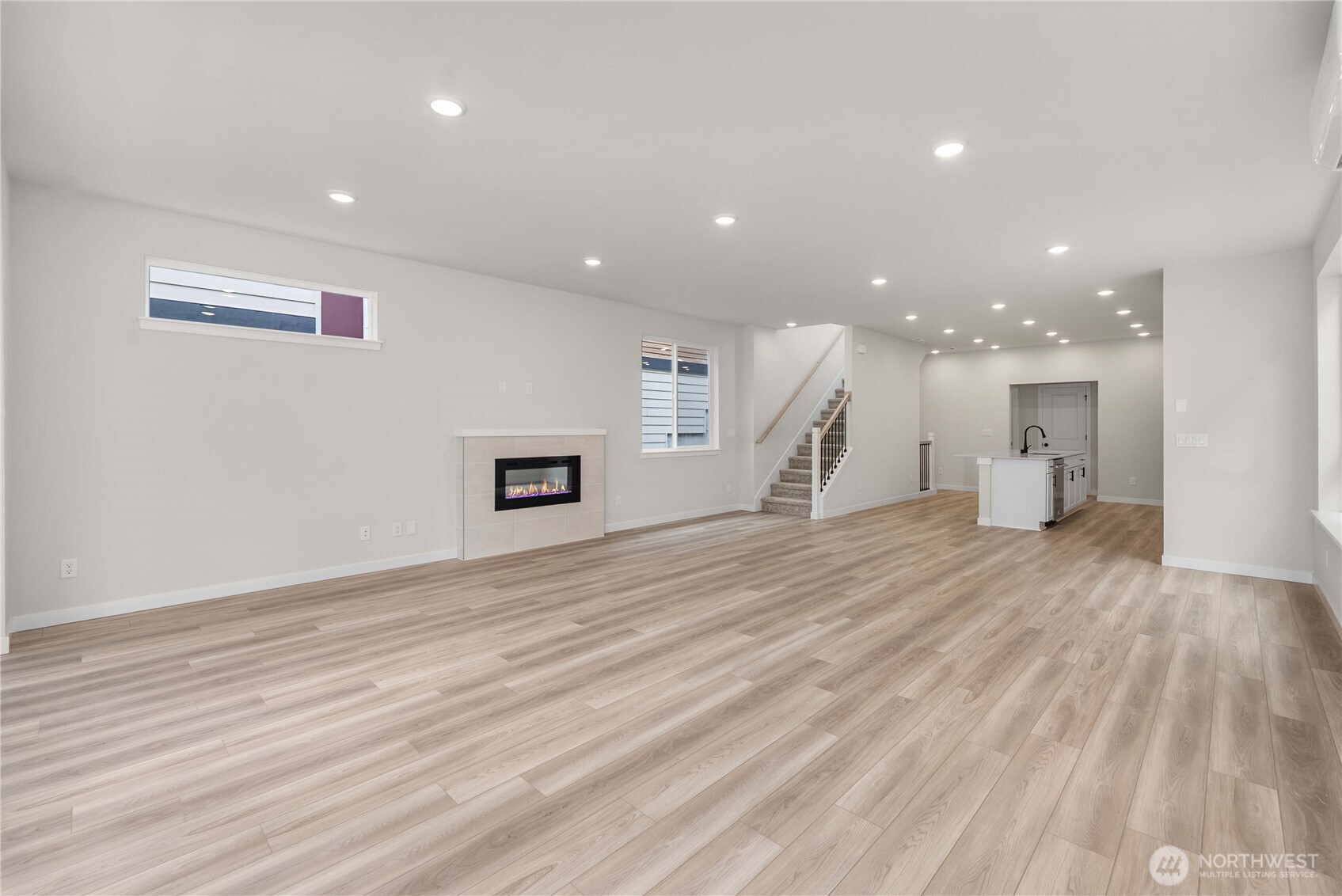 4045 Aberdeen Way Property Photo 11