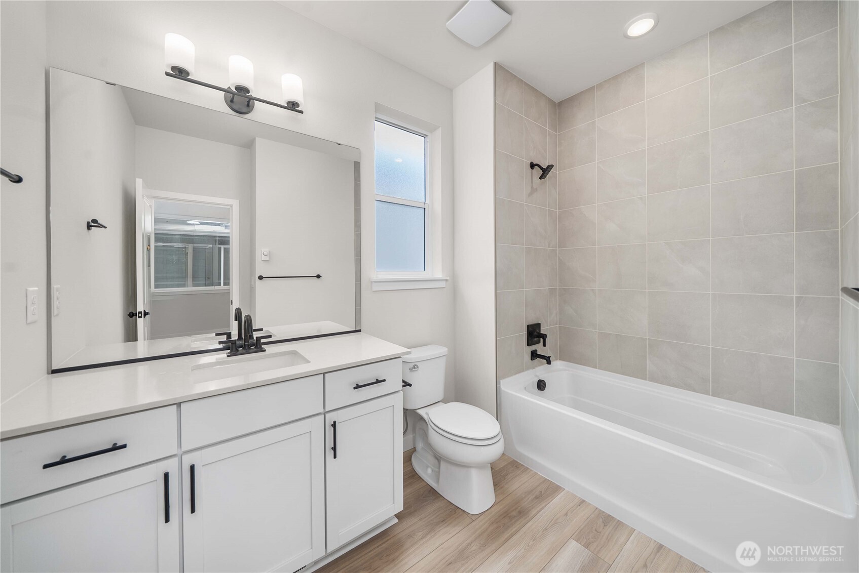 4045 Aberdeen Way Property Photo 19