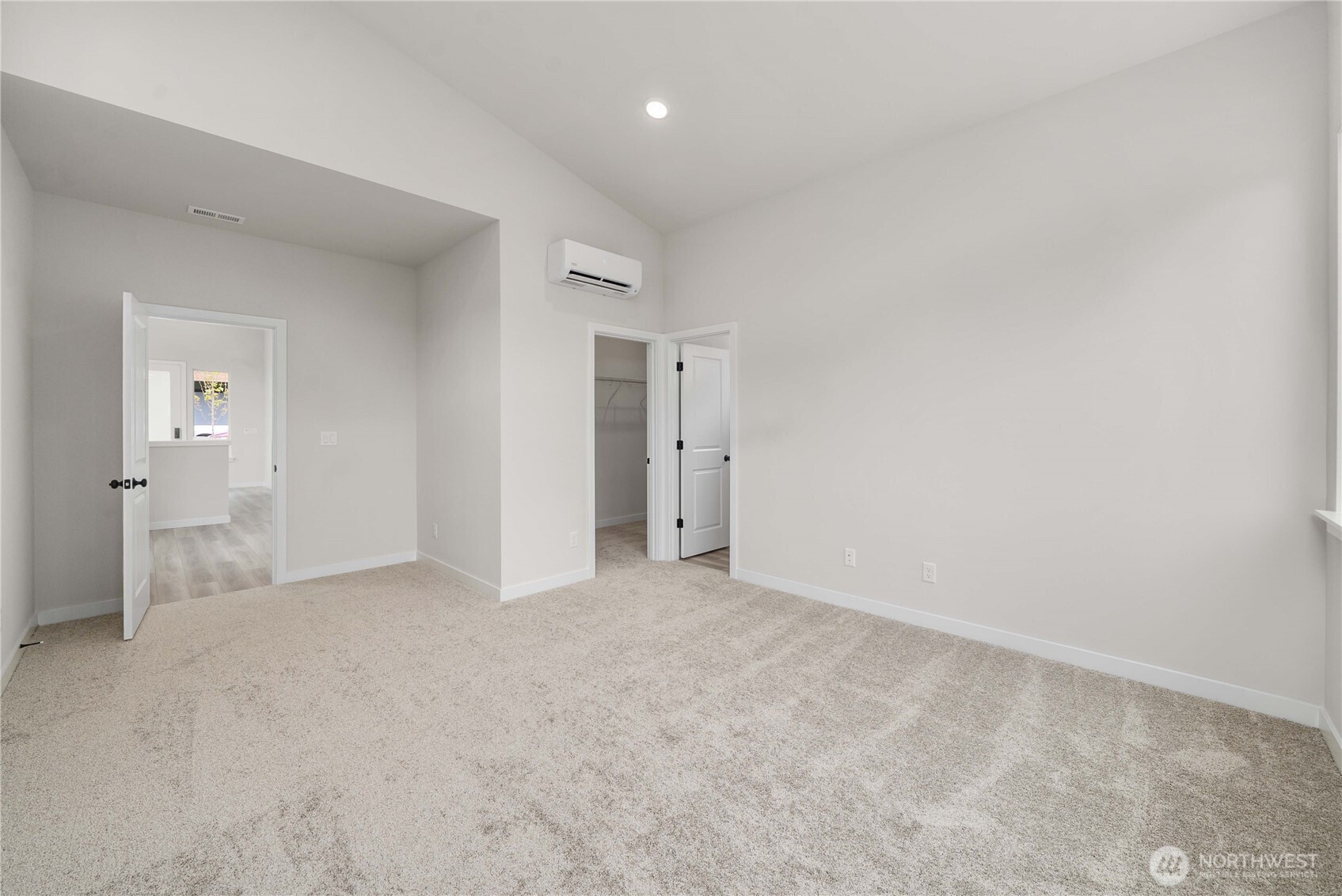 4045 Aberdeen Way Property Photo 24