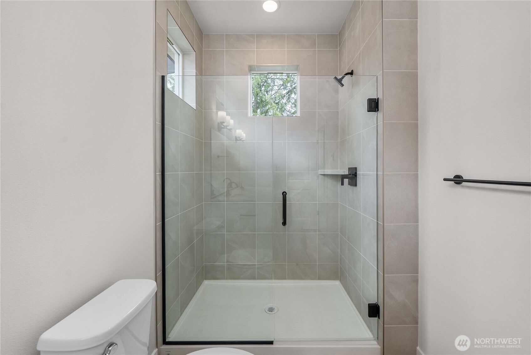 4045 Aberdeen Way Property Photo 26