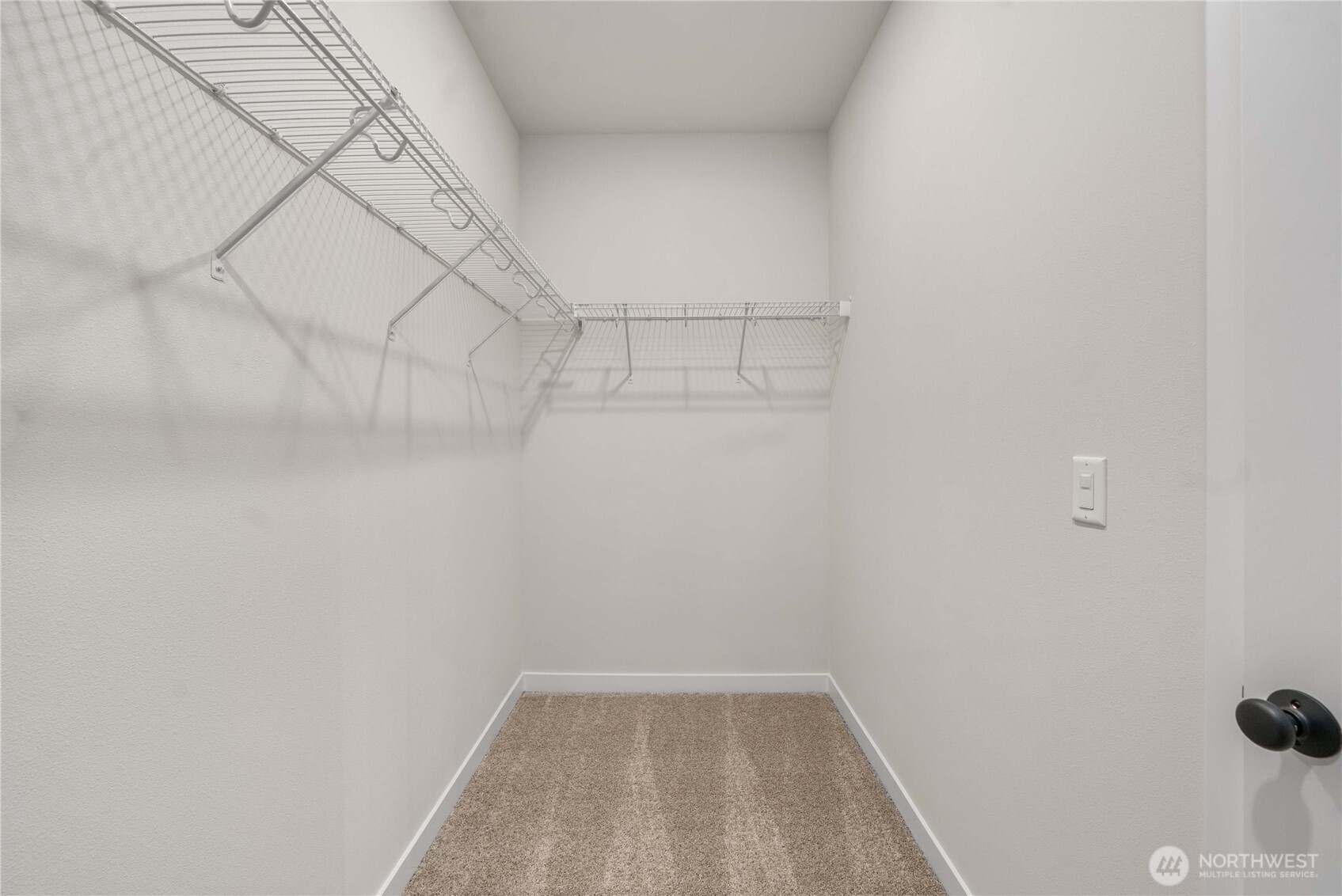 4045 Aberdeen Way Property Photo 28