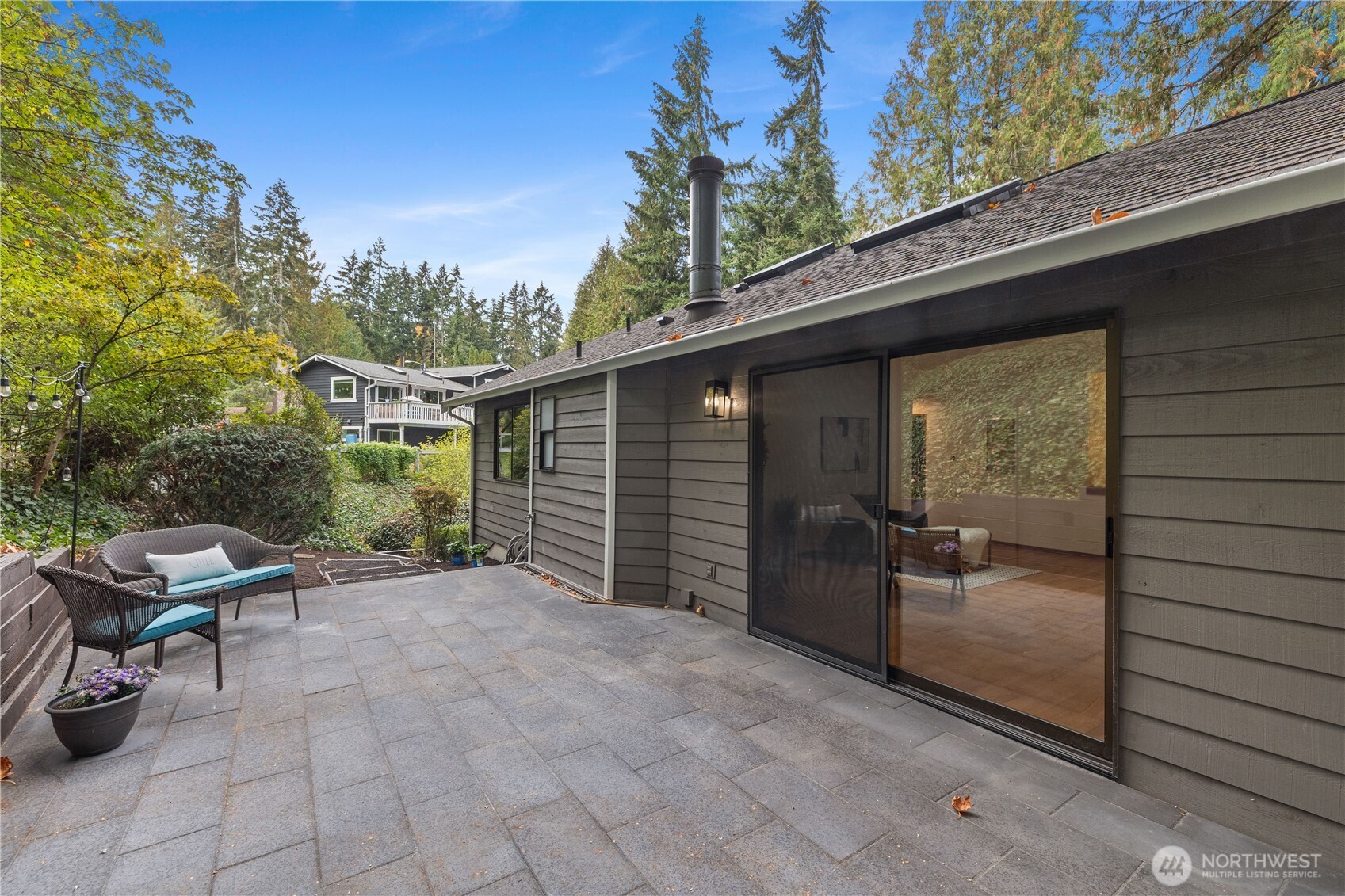 2925 W Lake Sammamish Parkway Property Photo 4