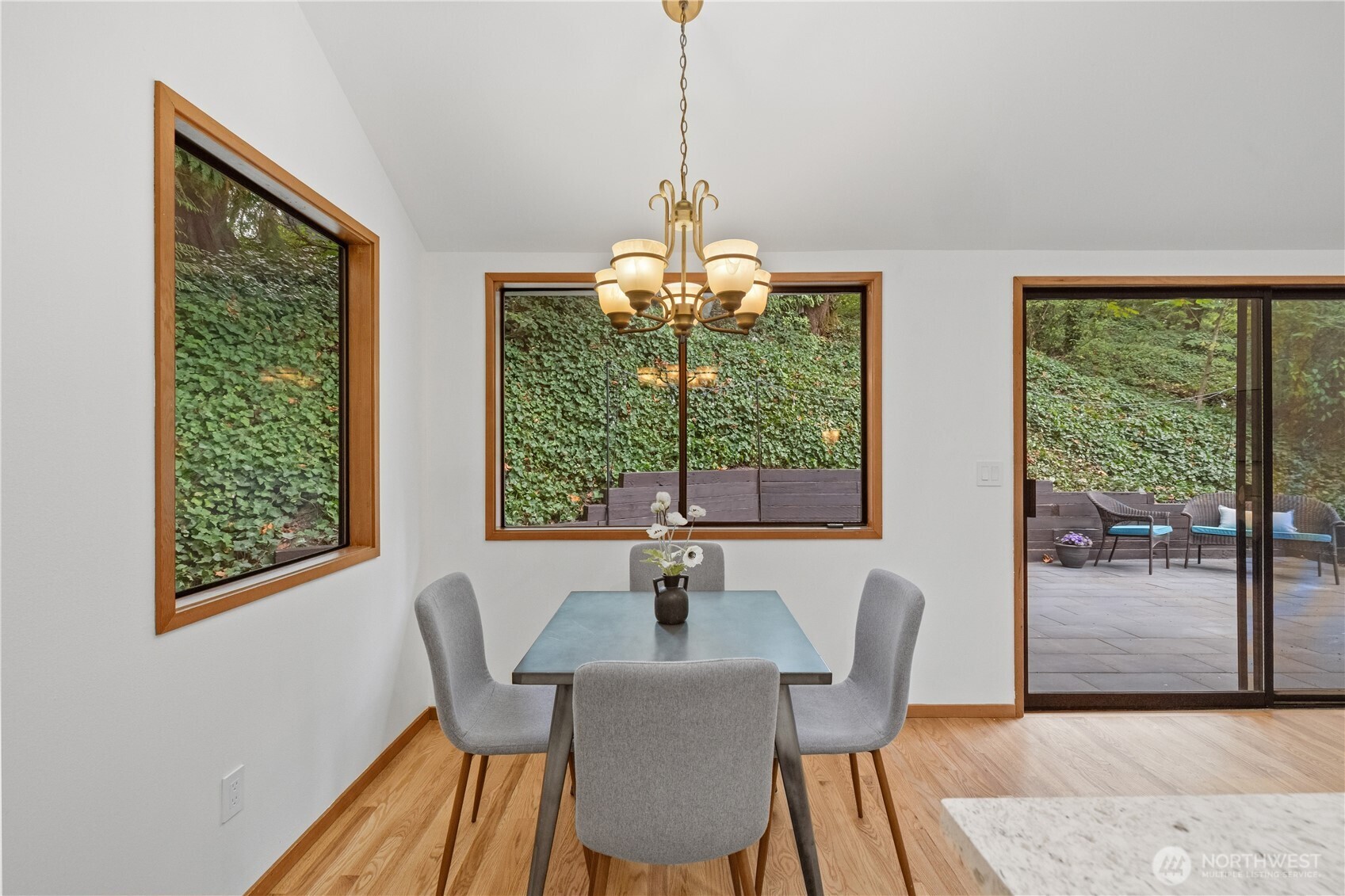 2925 W Lake Sammamish Parkway Property Photo 19