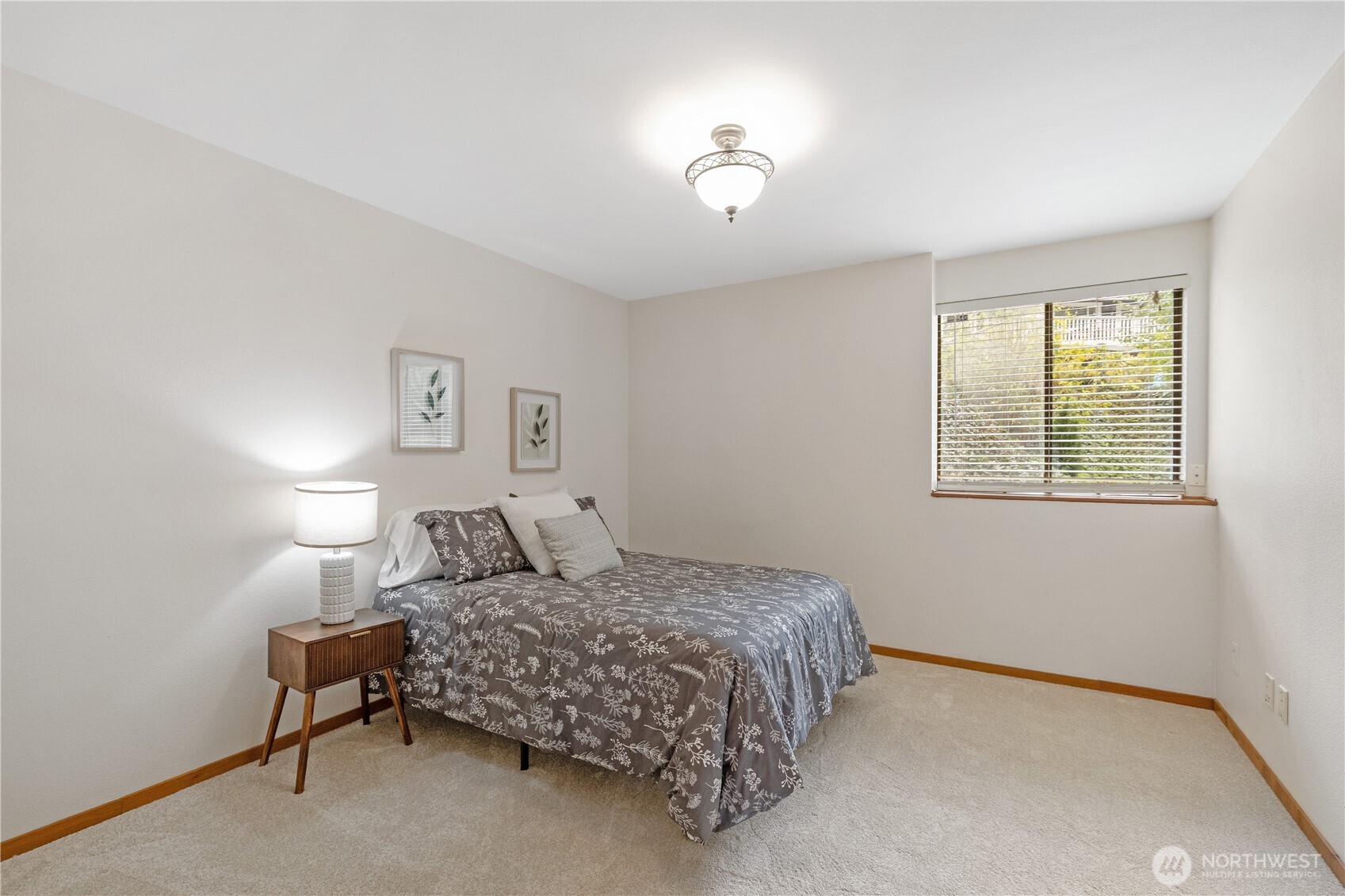 2925 W Lake Sammamish Parkway Property Photo 32