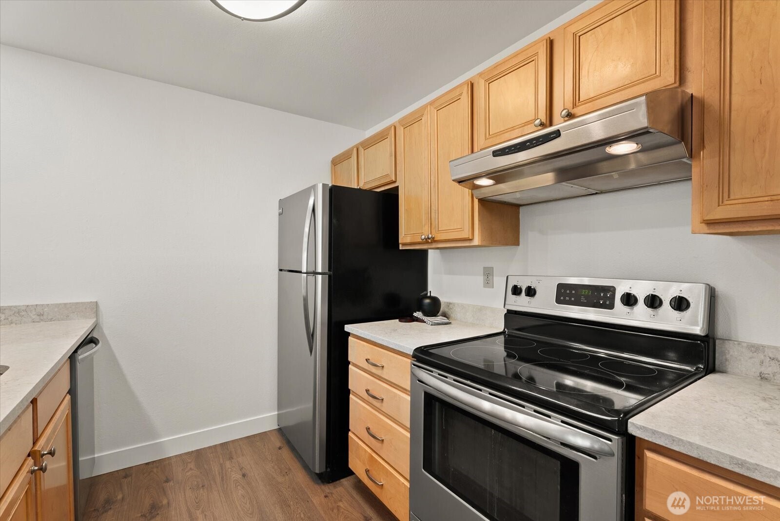 520 S 323rd Place 12-e Property Photo 7