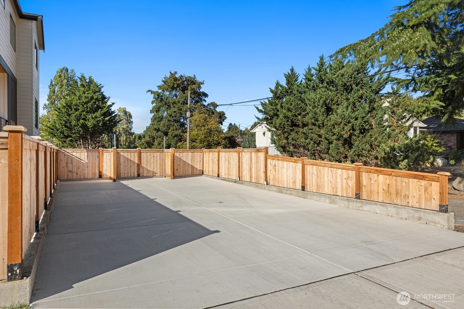 3314 W Dravus Street Property Photo 26