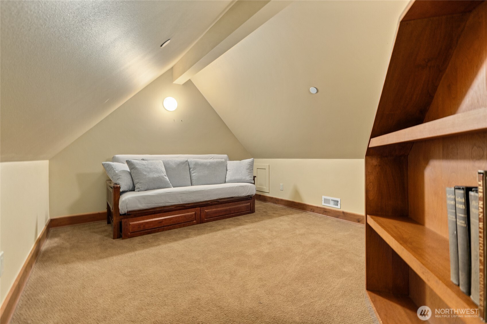 1491 Pinegrass Loop Property Photo 35