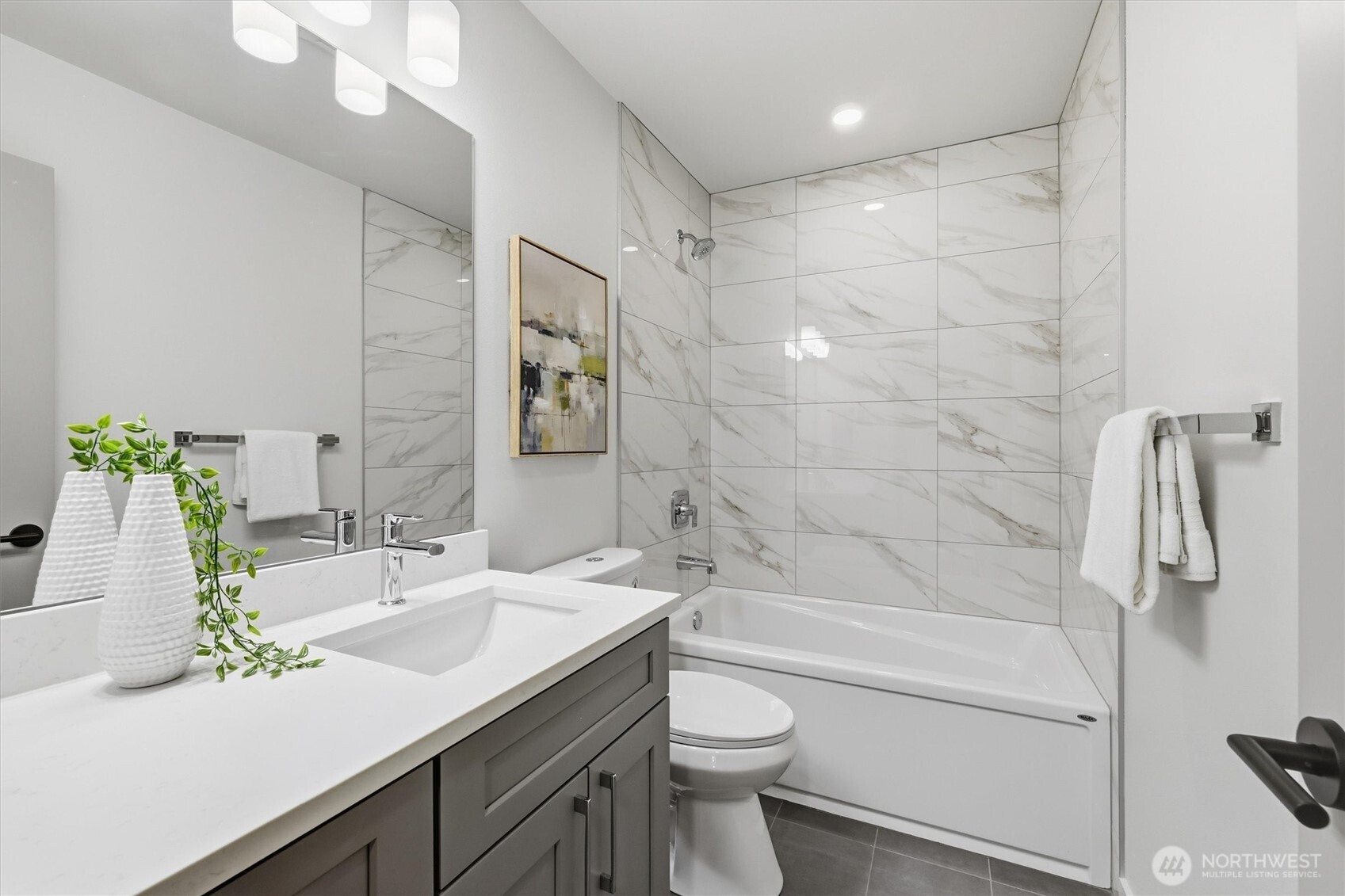 14610 Corliss Avenue B Property Photo 18