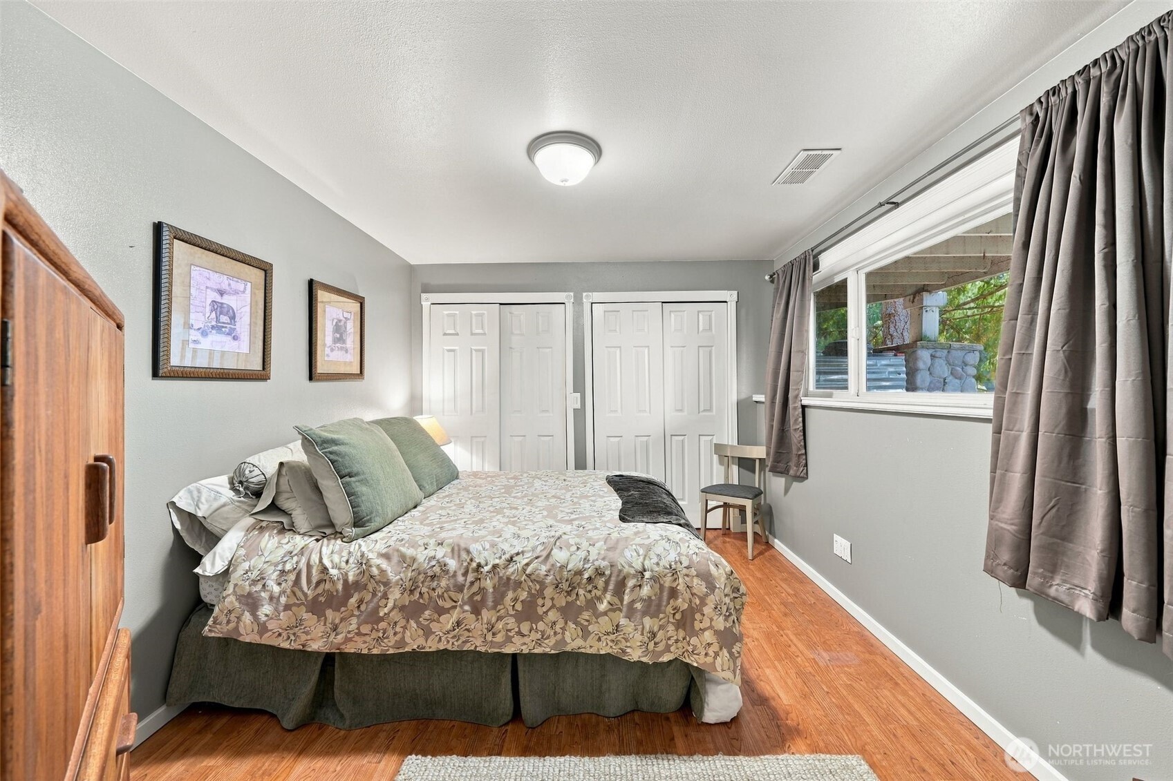 12117 Clearview Drive Property Photo 25